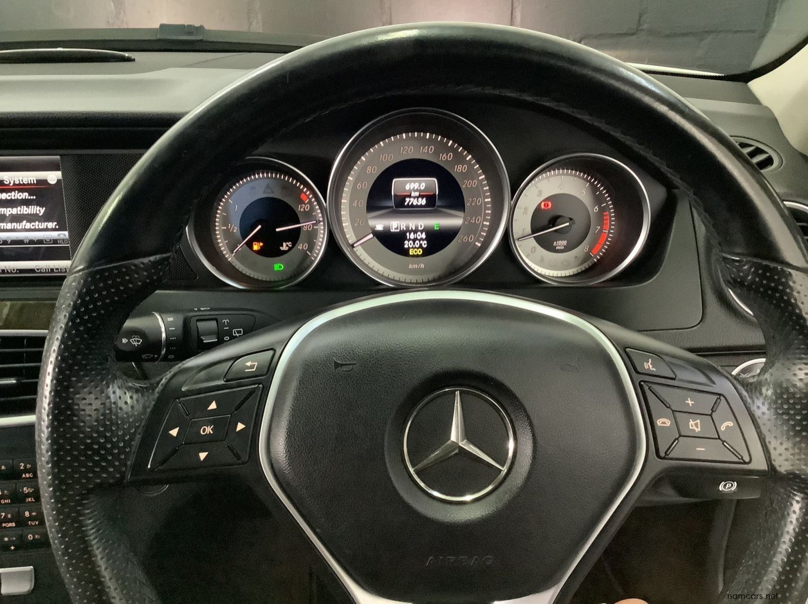 2013 Mercedes-Benz C180 pictures