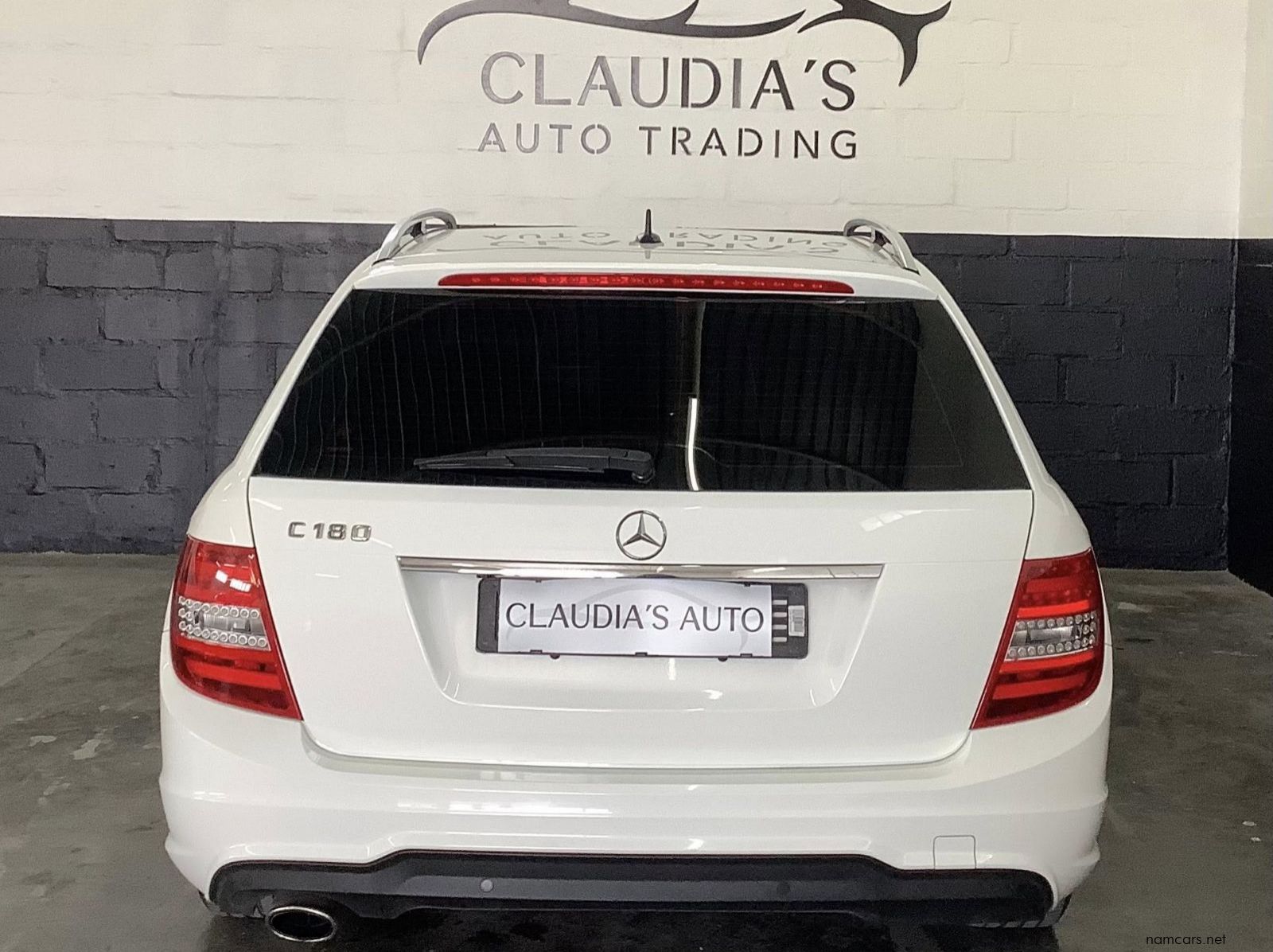 2013 Mercedes-Benz C180 pictures