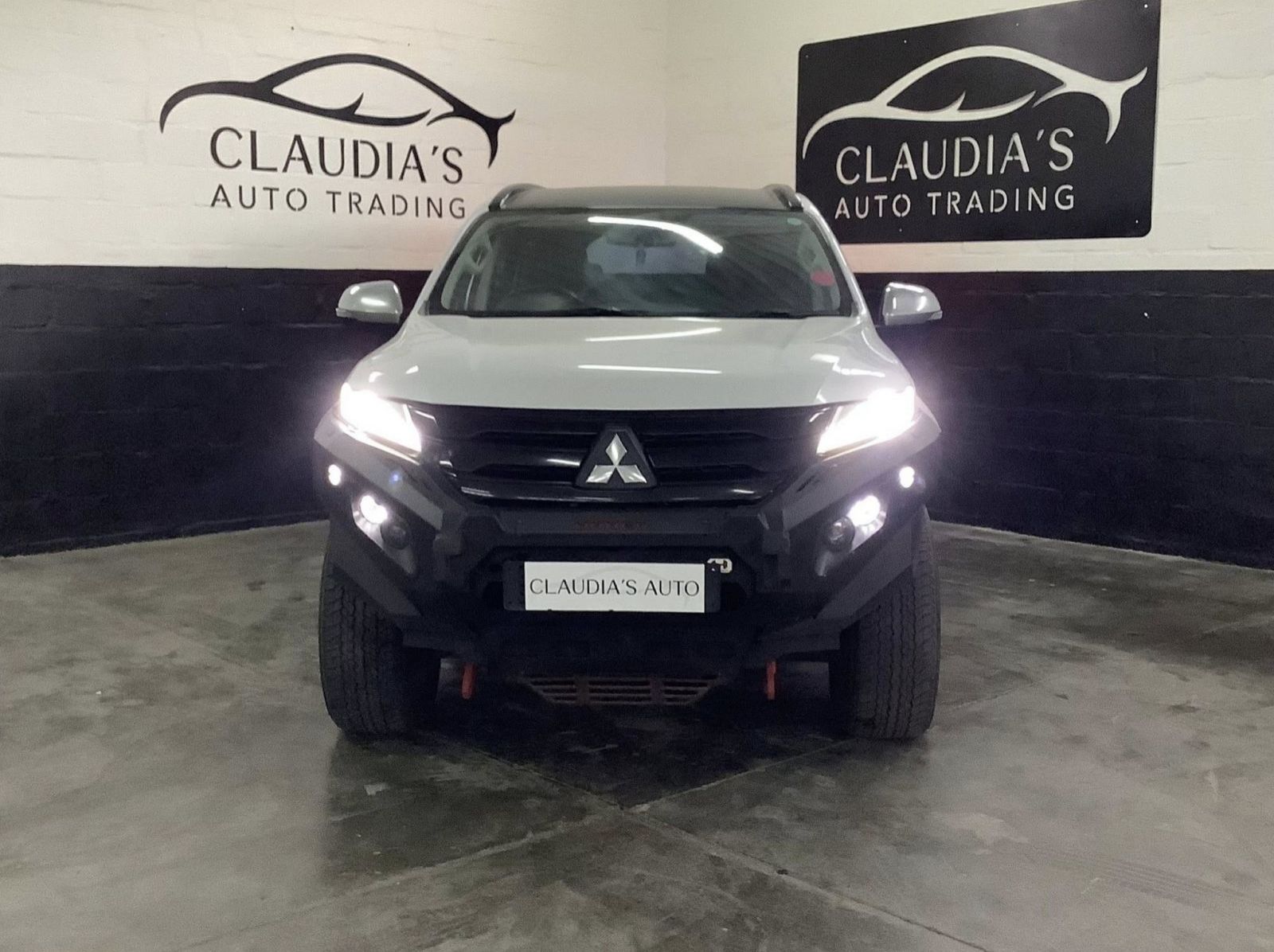 Used Mitsubishi Pajero Sport 2.4l 4x4  for sale in Swakopmund, Namibia