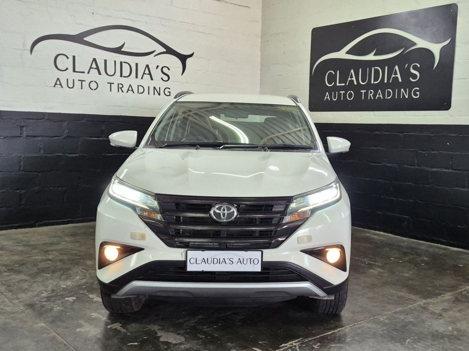 Used Toyota Rush 1.5l manual local  for sale in Swakopmund, Namibia