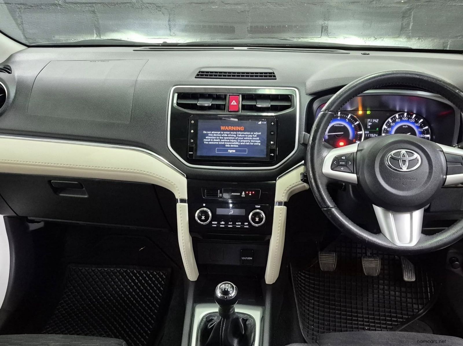 2018 Toyota Rush 1.5l manual local pictures