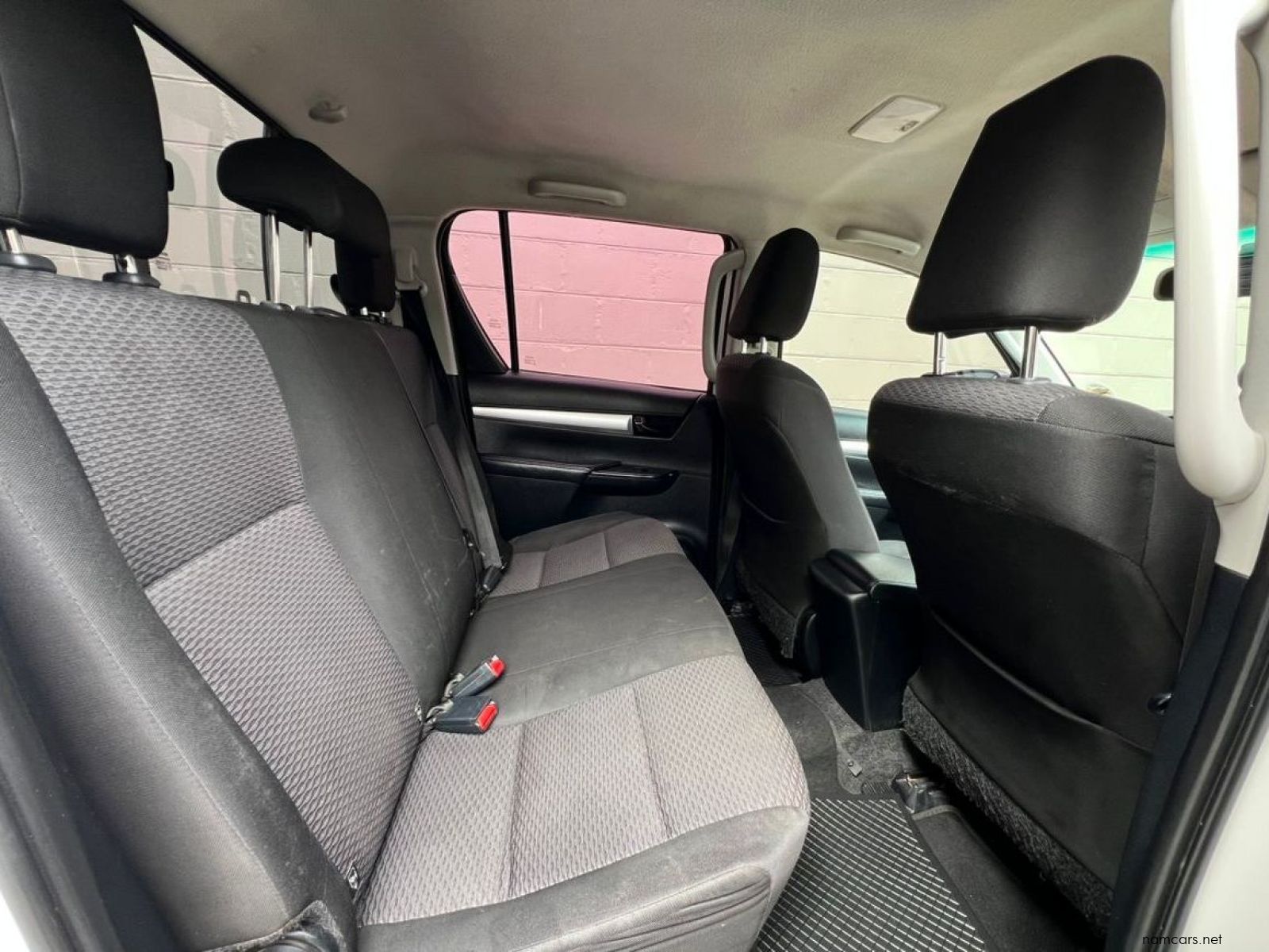 2021 Toyota Hilux 2.4GD-6 Double Cab Raider 4x4 A/T photo