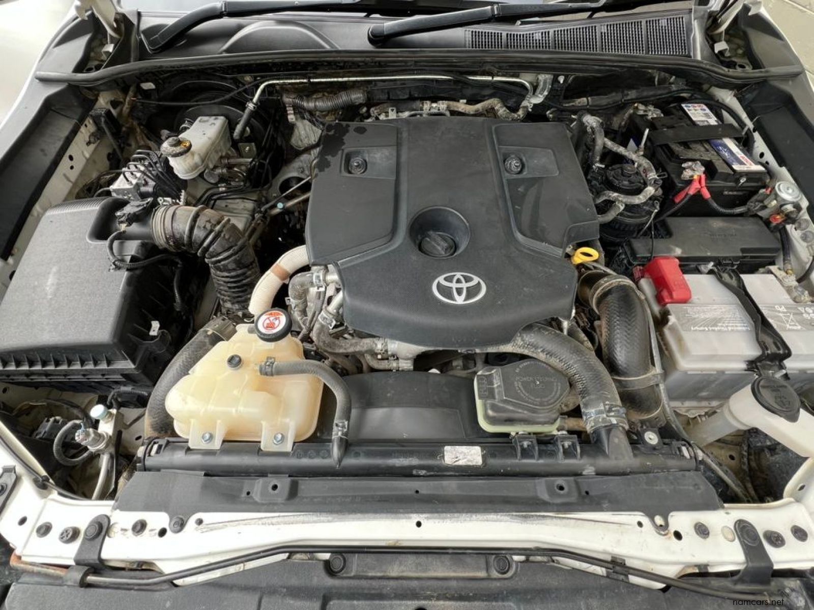 2021 Toyota Hilux 2.4GD-6 Double Cab Raider 4x4 A/T photo