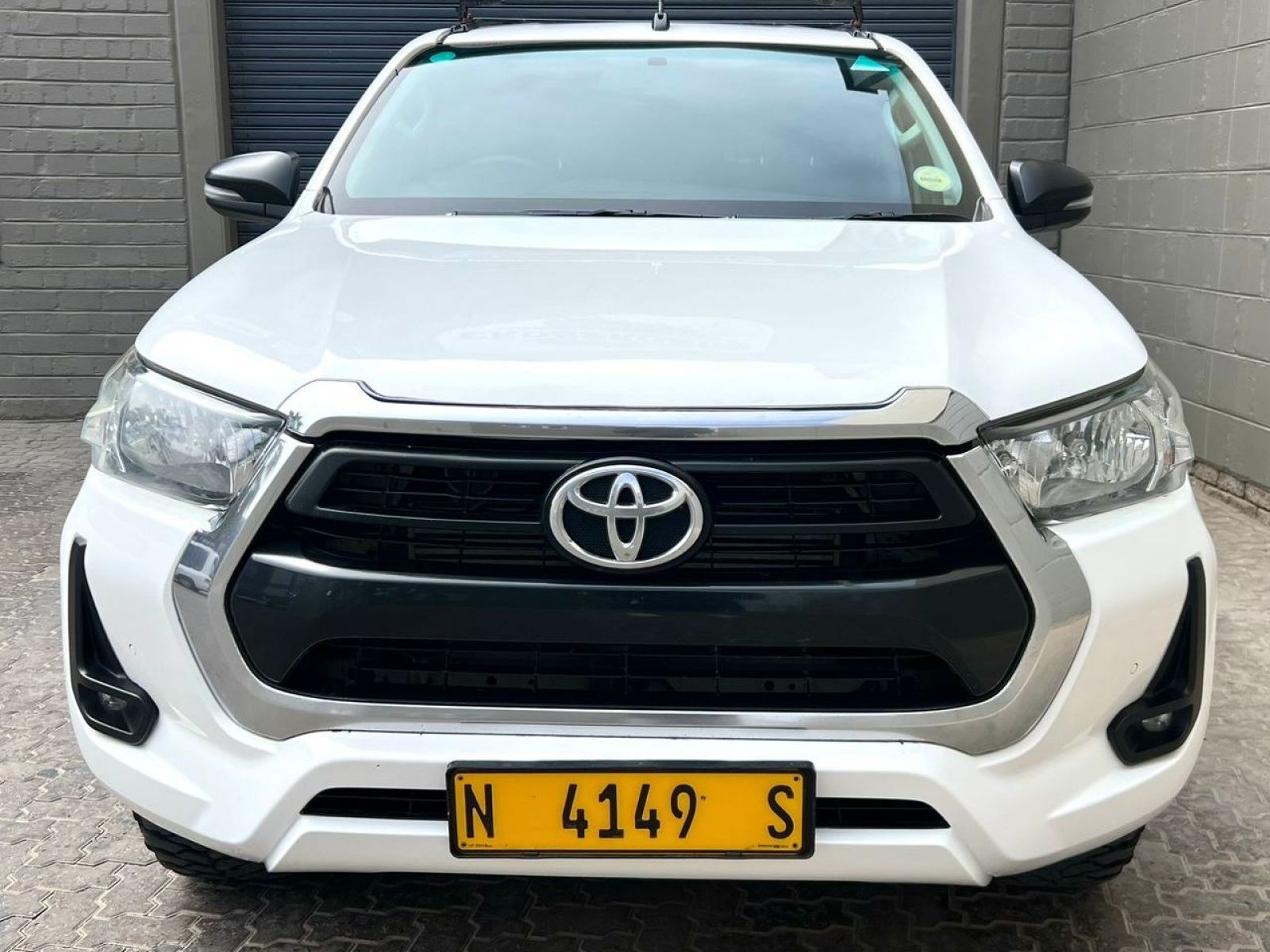 2021 Toyota Hilux 2.4GD-6 Double Cab Raider 4x4 A/T photo