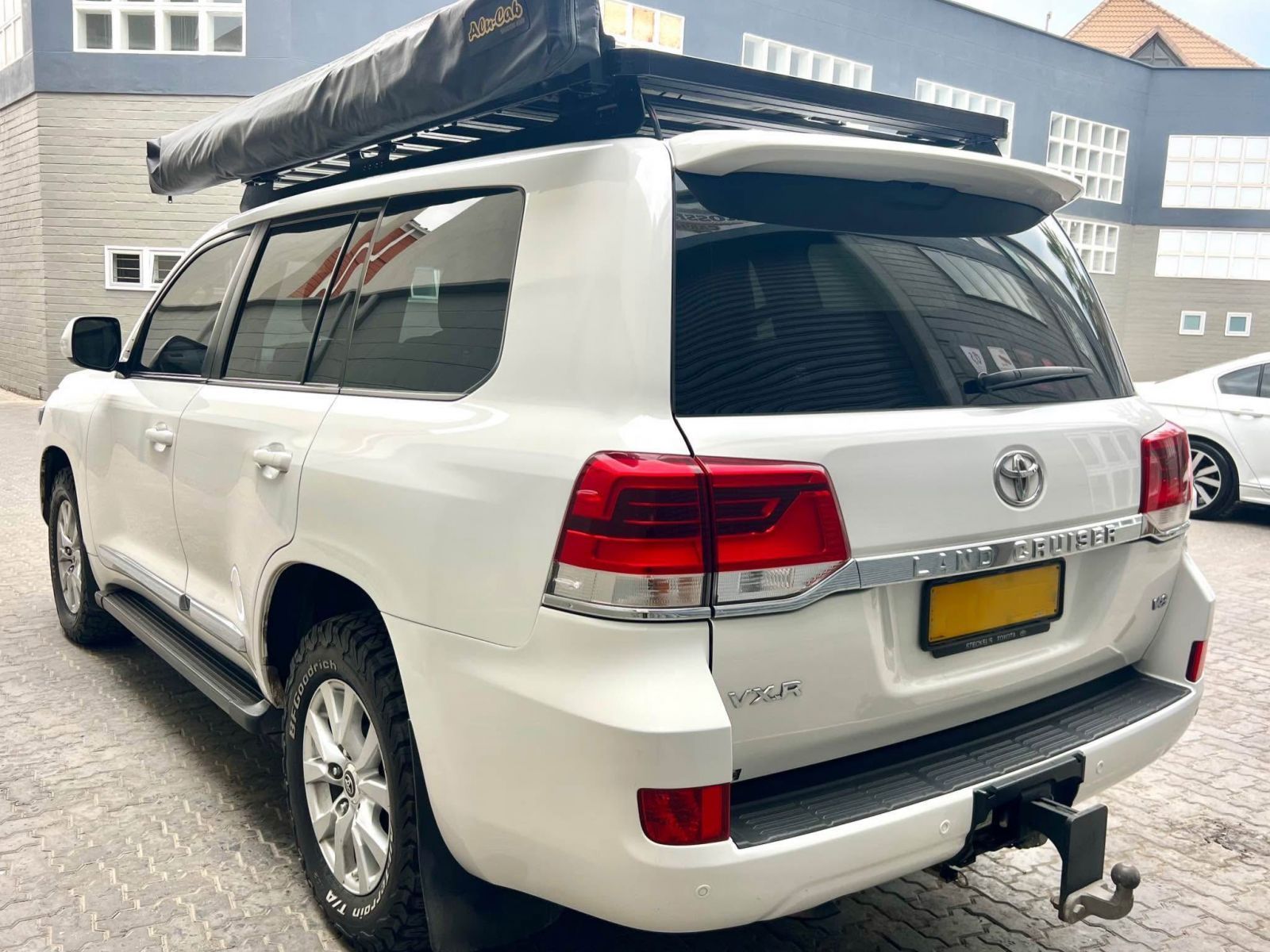 2019 Toyota Land Cruiser 200 VXR photo