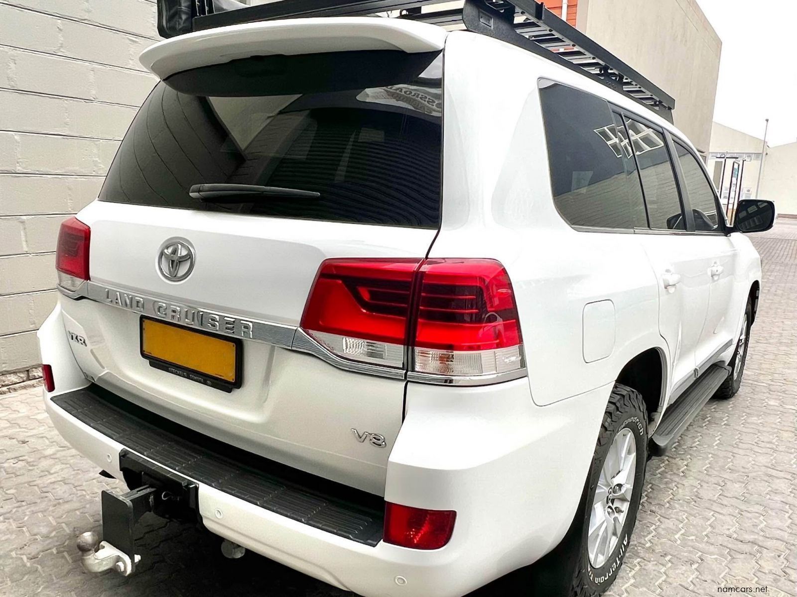 2019 Toyota Land Cruiser 200 VXR photo