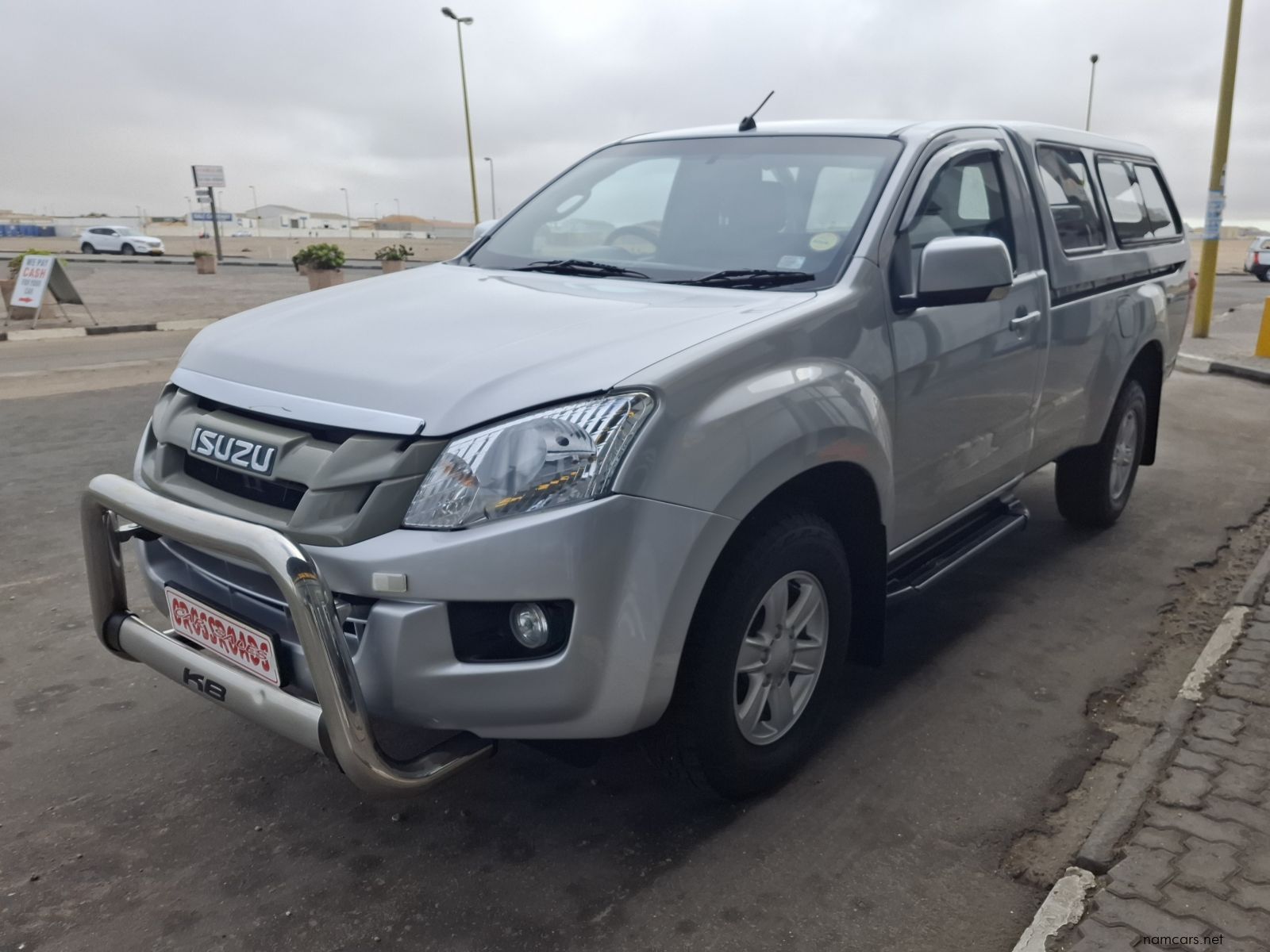 2016 Isuzu KB240 LE S/C 2X4 photo