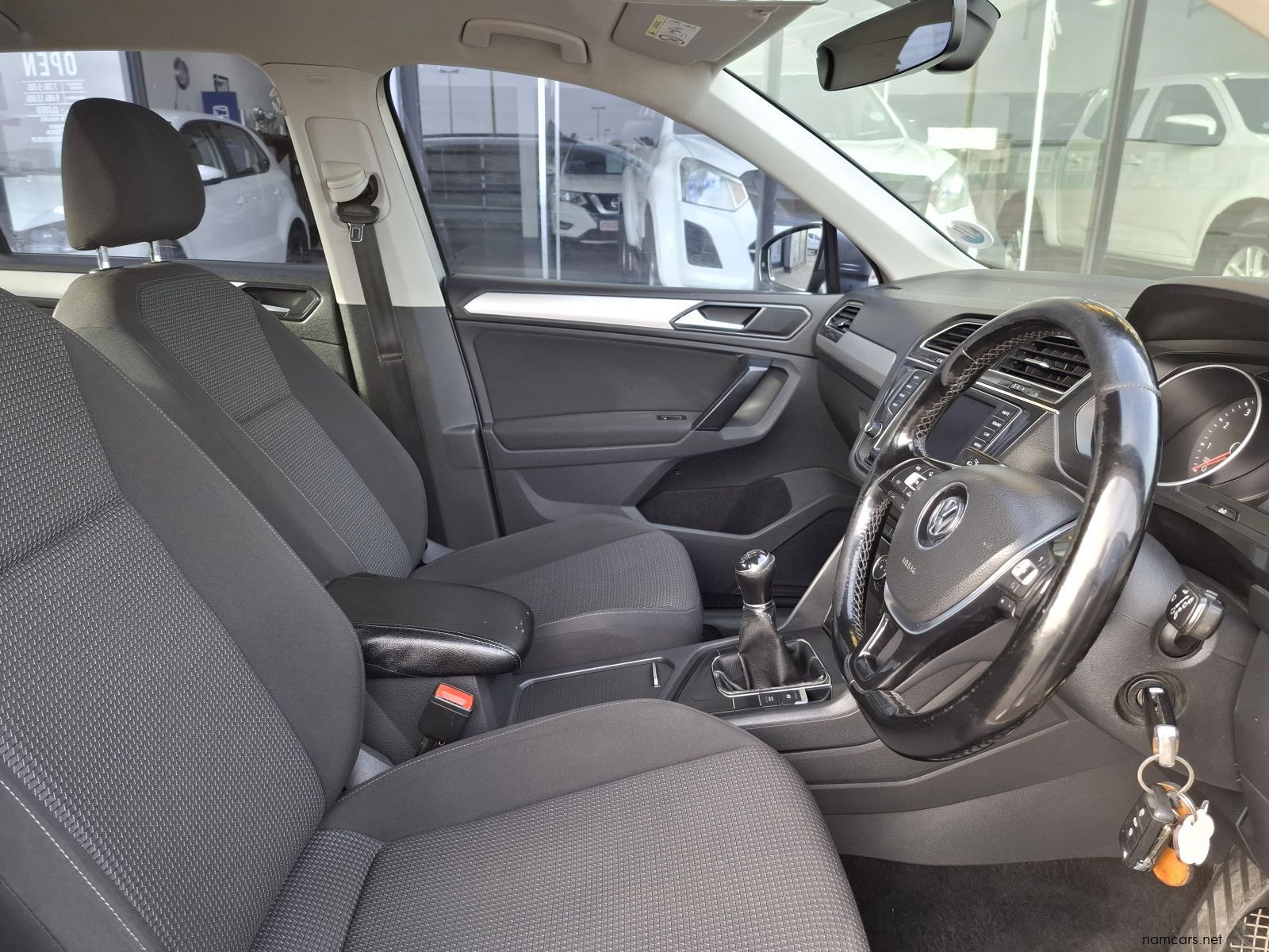 2017 Volkswagen TIGUAN 1.4 TSI TRENDLINE photo