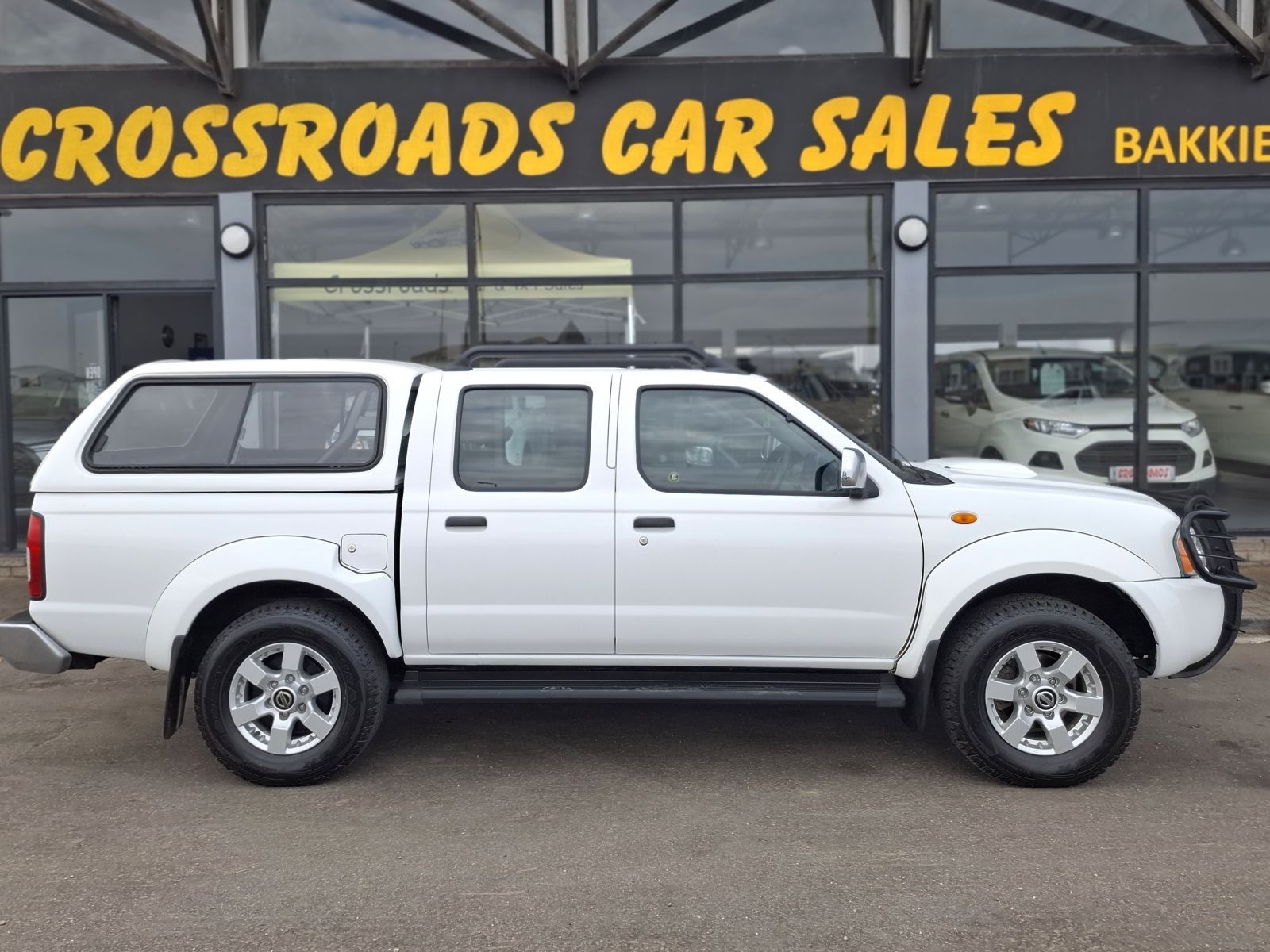 2019 Nissan NISSAN NP300 2.5 TDI D/C 2X4 photo