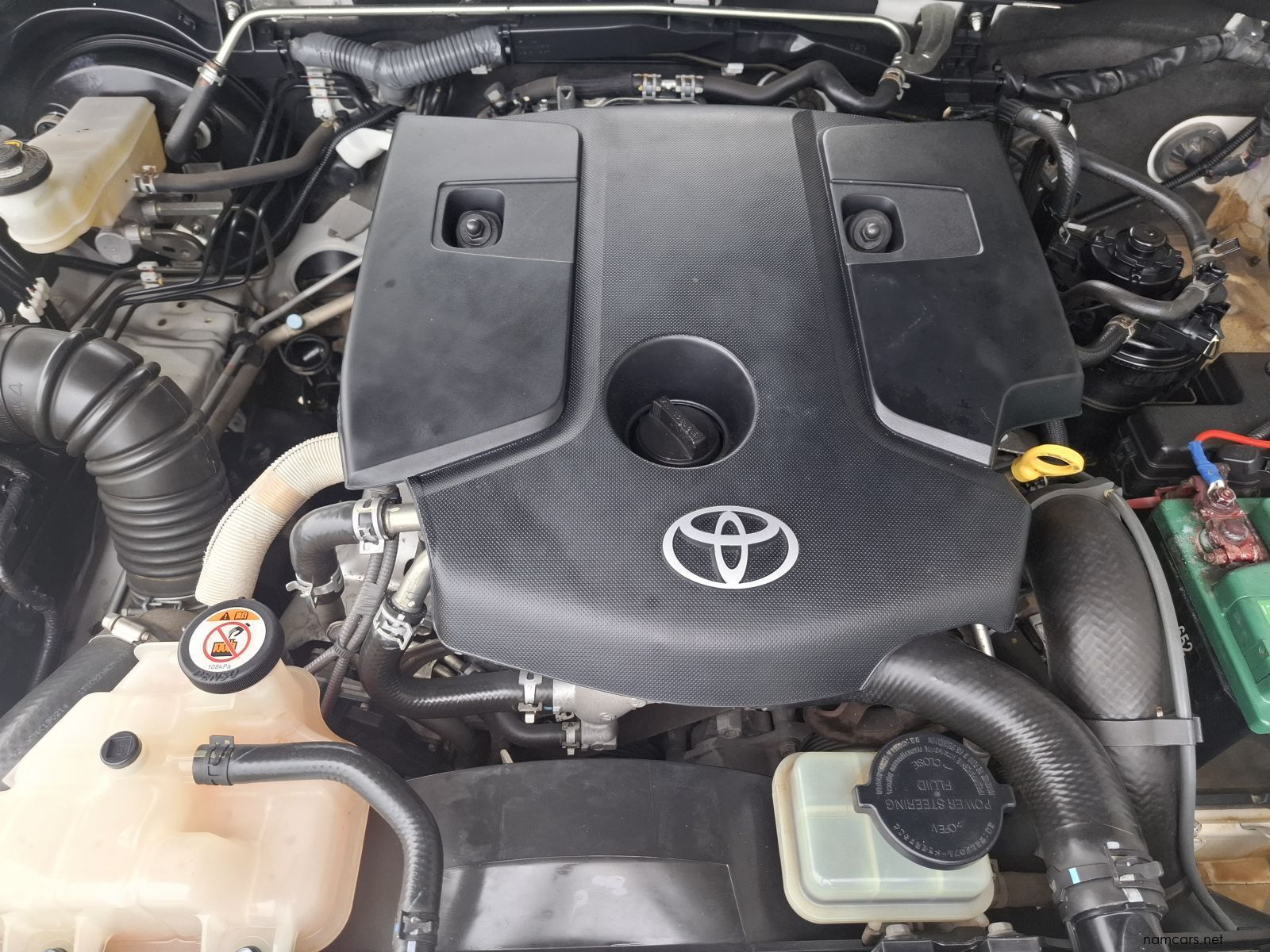 2019 Toyota HILUX 2.4 GD6 SRX S/C 4X4 photo