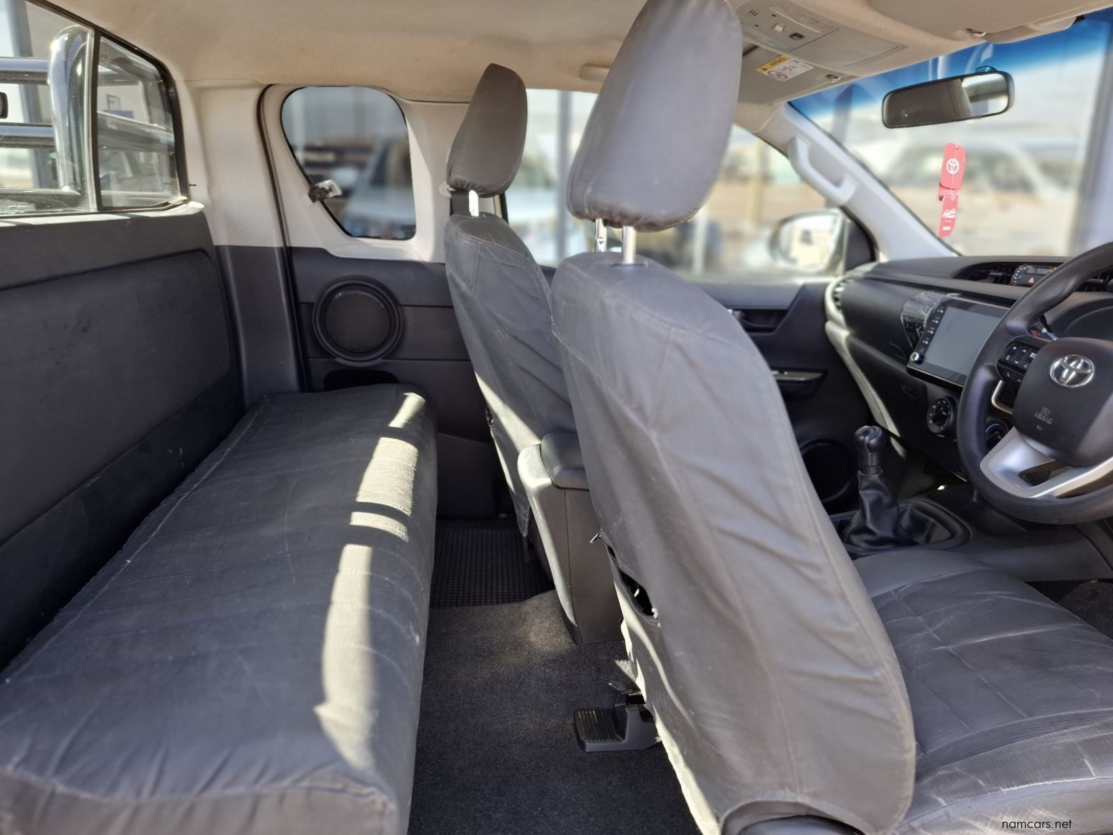 2022 Toyota HILUX RAIDER 2.4 GD6 E/CAB 4X2 photo