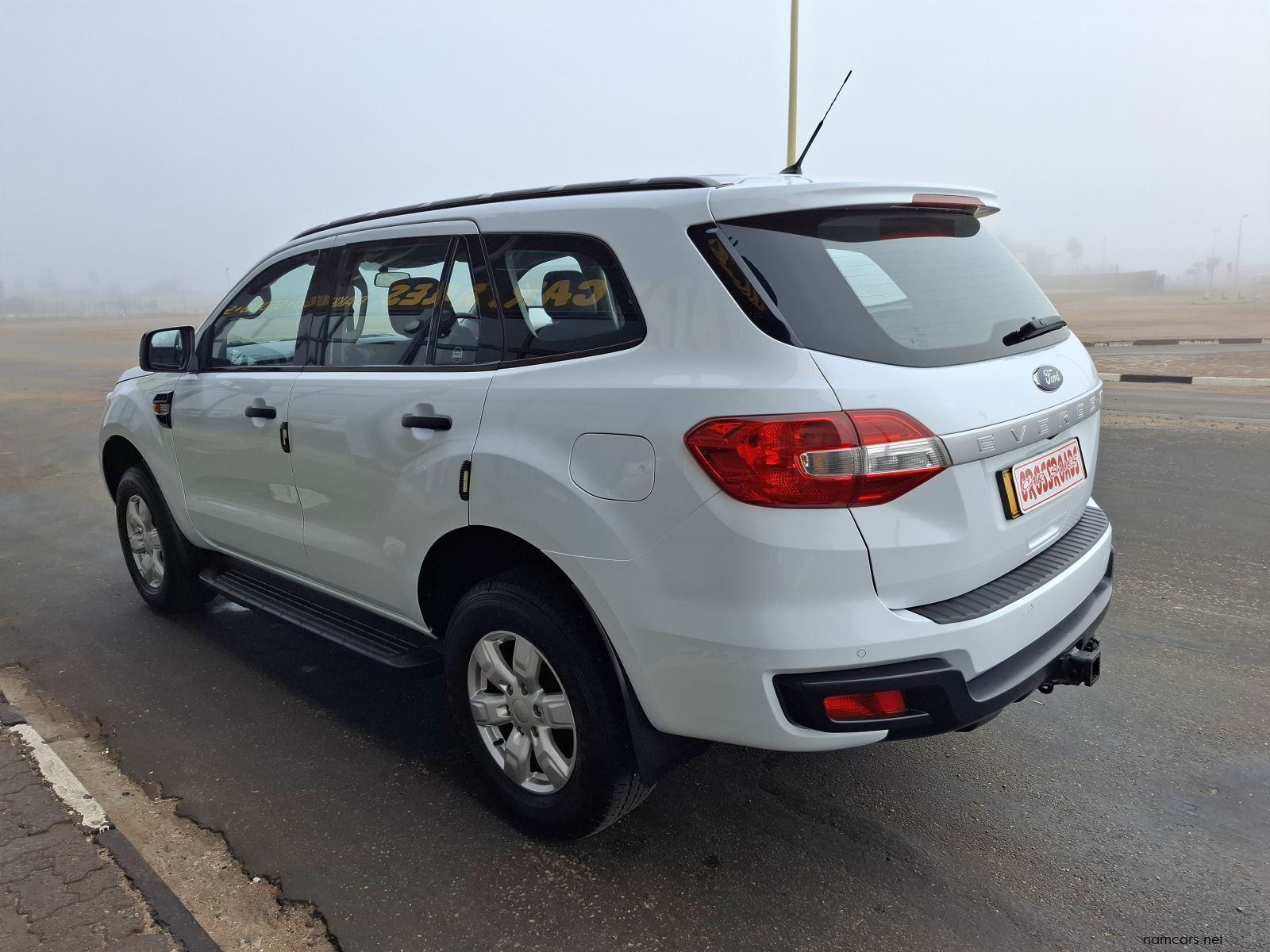 2017 Ford FORD EVEREST 2.2 XLS A/T 4X2 photo