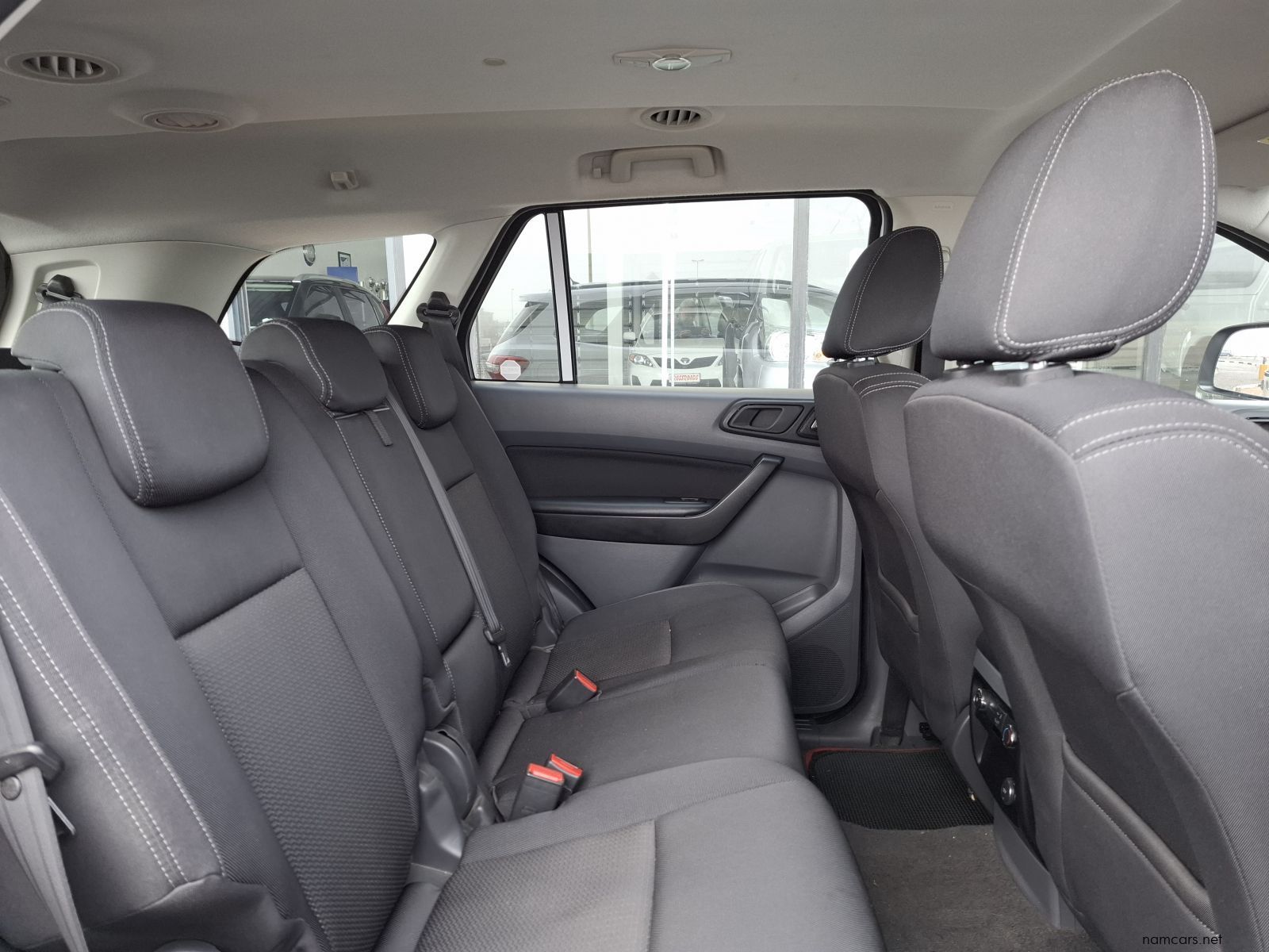 2017 Ford FORD EVEREST 2.2 XLS A/T 4X2 photo