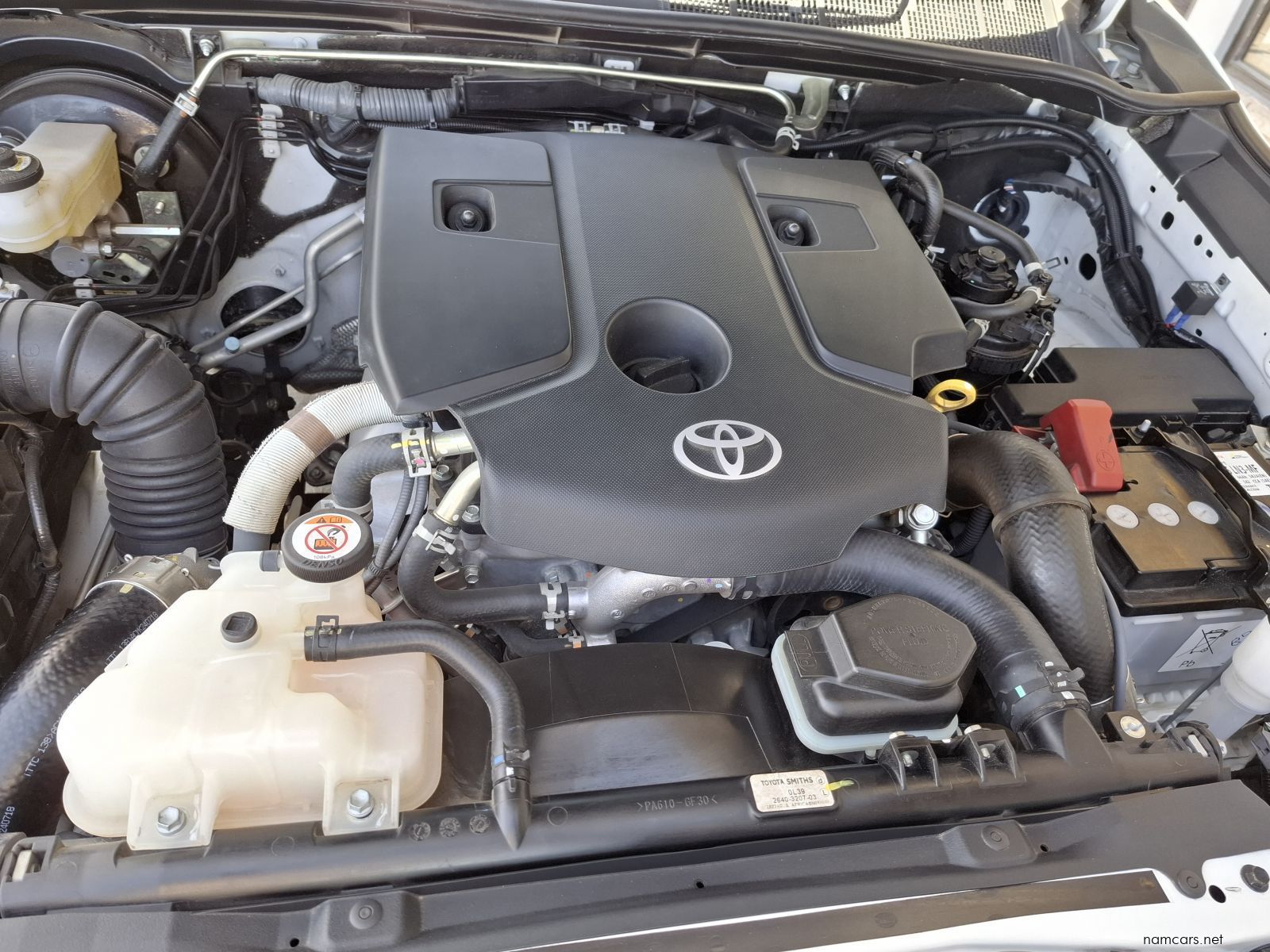 2025 Toyota HILUX 2.8 GD6 RAIDER D/C A/T 4X4 photo