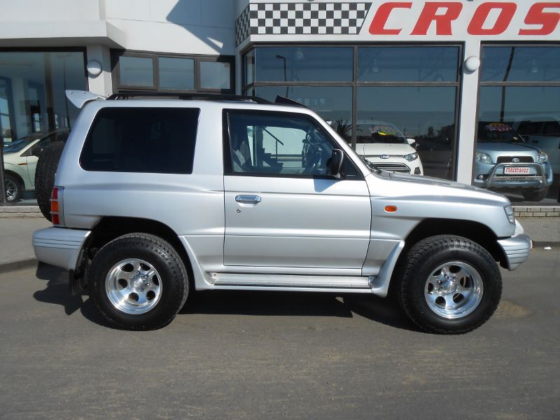 1999 Mitsubishi Pajero 3.5 V6 for sale | 88 000 Km | Automatic