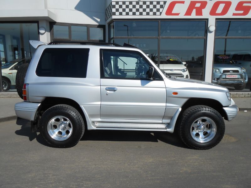 1999 Mitsubishi Pajero 3.5 V6 for sale 88 000 Km