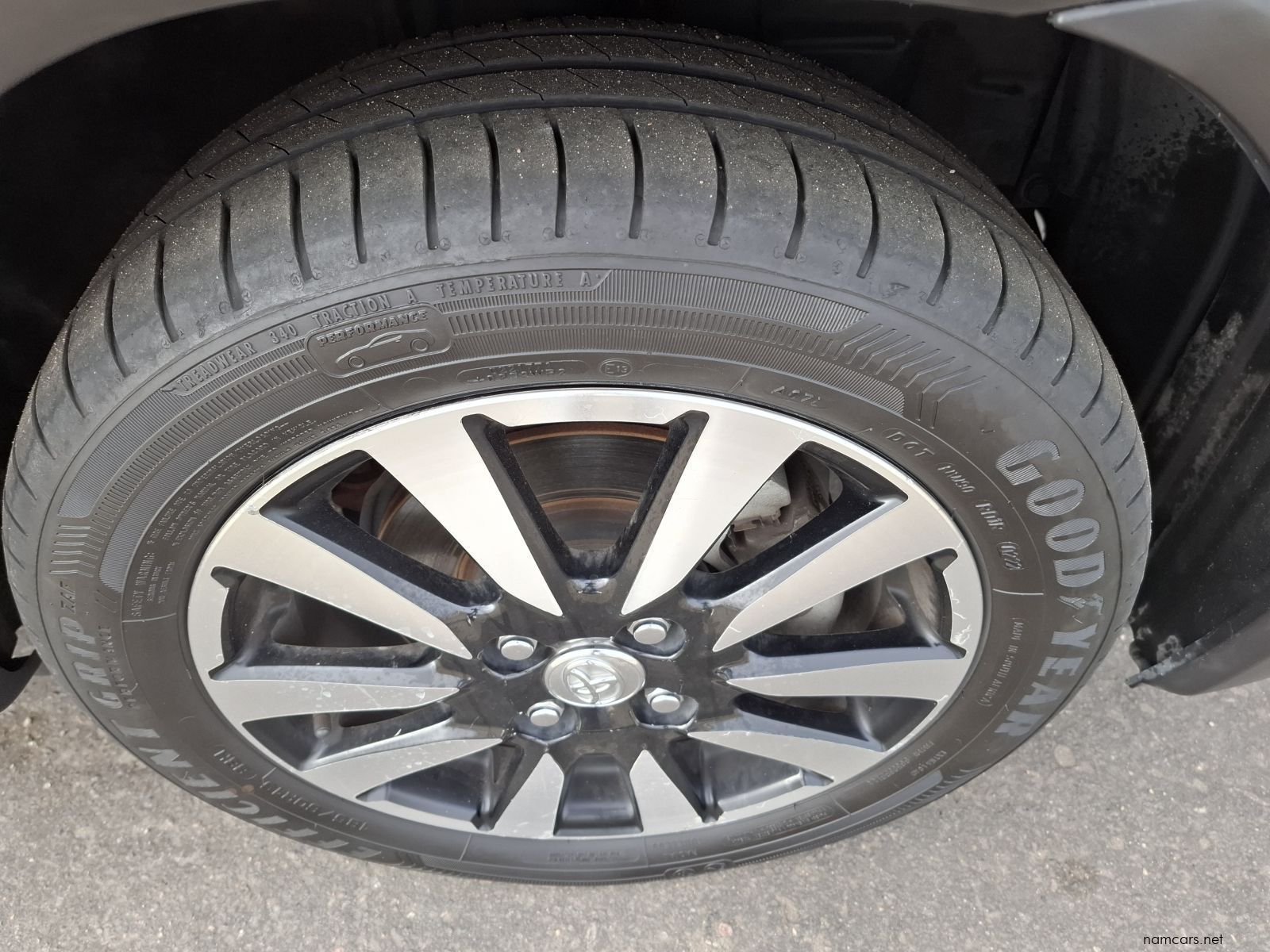 2016 Toyota Etios Cross 1.5 XS 5DR photo