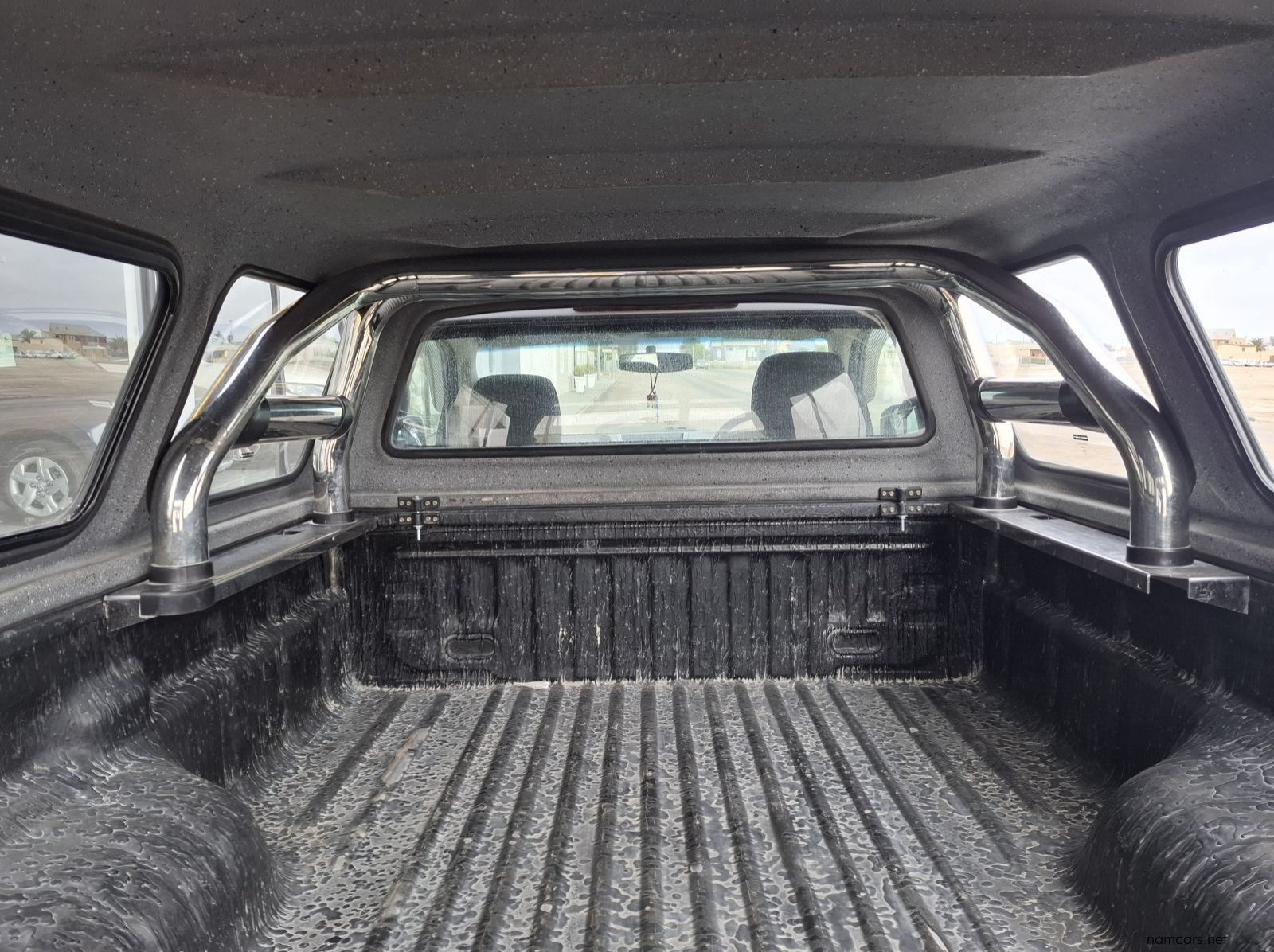 2016 Isuzu KB240 LE S/C 2X4 pictures