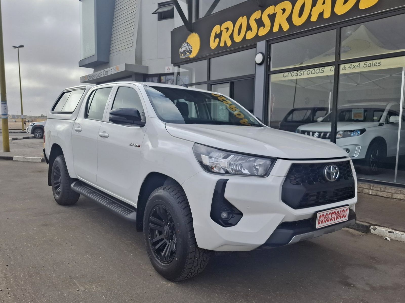 Used Toyota HILUX 2.4 DG6 RAIDERD/C A/T 4X4  for sale in Swakopmund, Namibia
