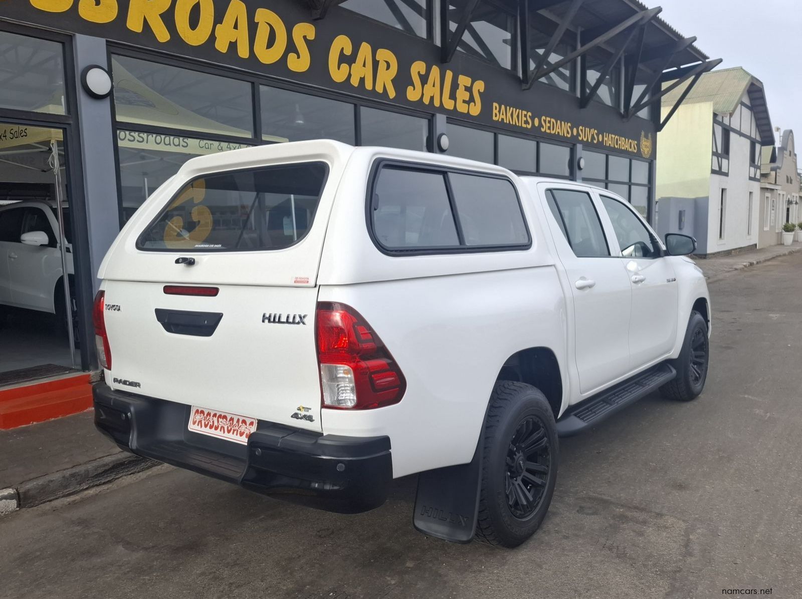 2024 Toyota HILUX 2.4 DG6 RAIDERD/C A/T 4X4 pictures