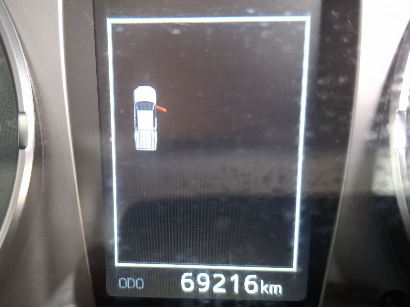 2024 Toyota HILUX 2.4 GD6 D/C A/T 4X4 pictures