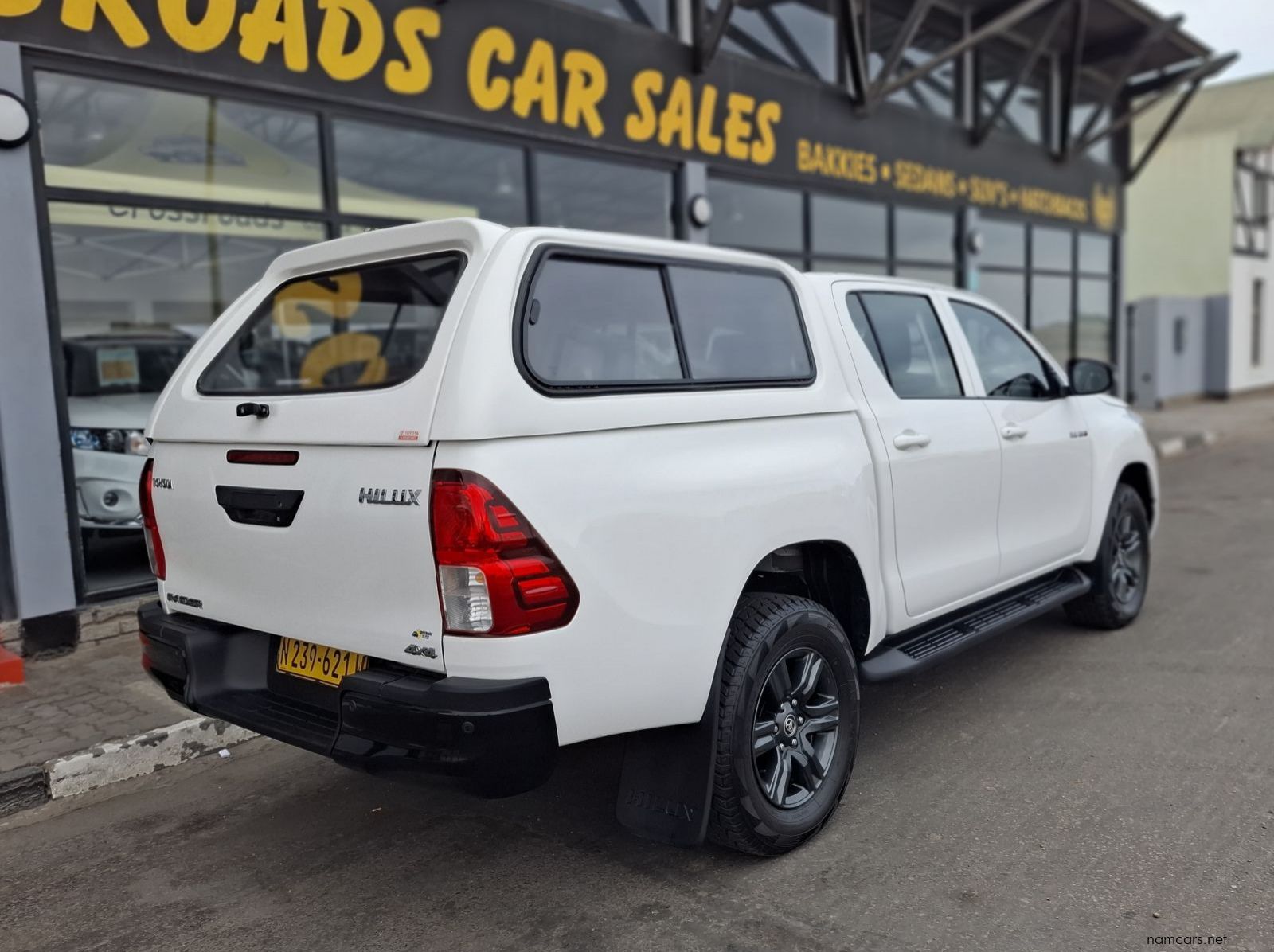 2024 Toyota HILUX 2.4 GD6 D/C A/T 4X4 pictures
