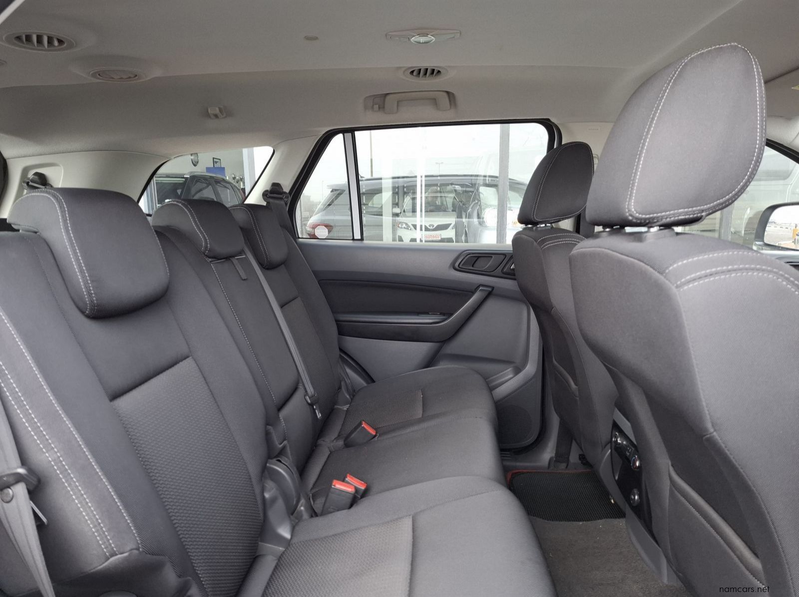 2017 Ford FORD EVEREST 2.2 XLS A/T 4X2 pictures