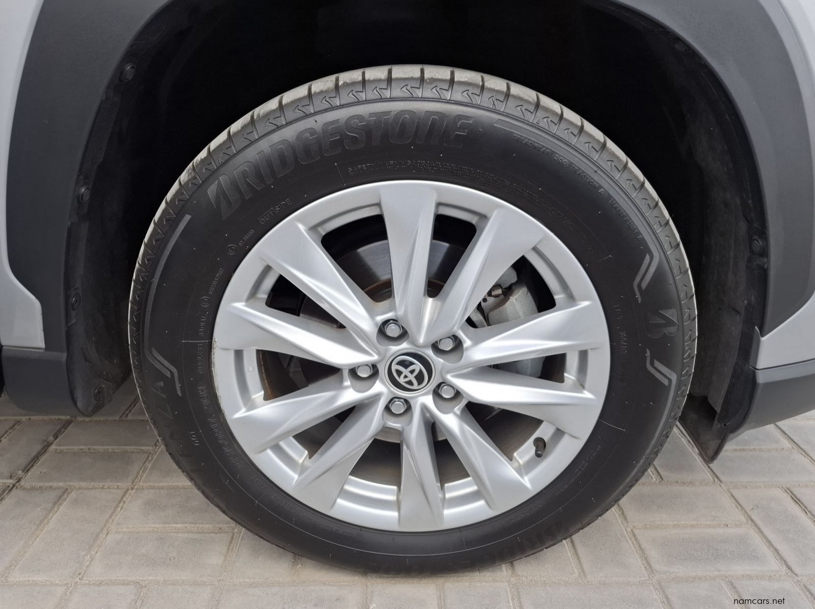 2024 Toyota Corolla Cross 1.8XI pictures