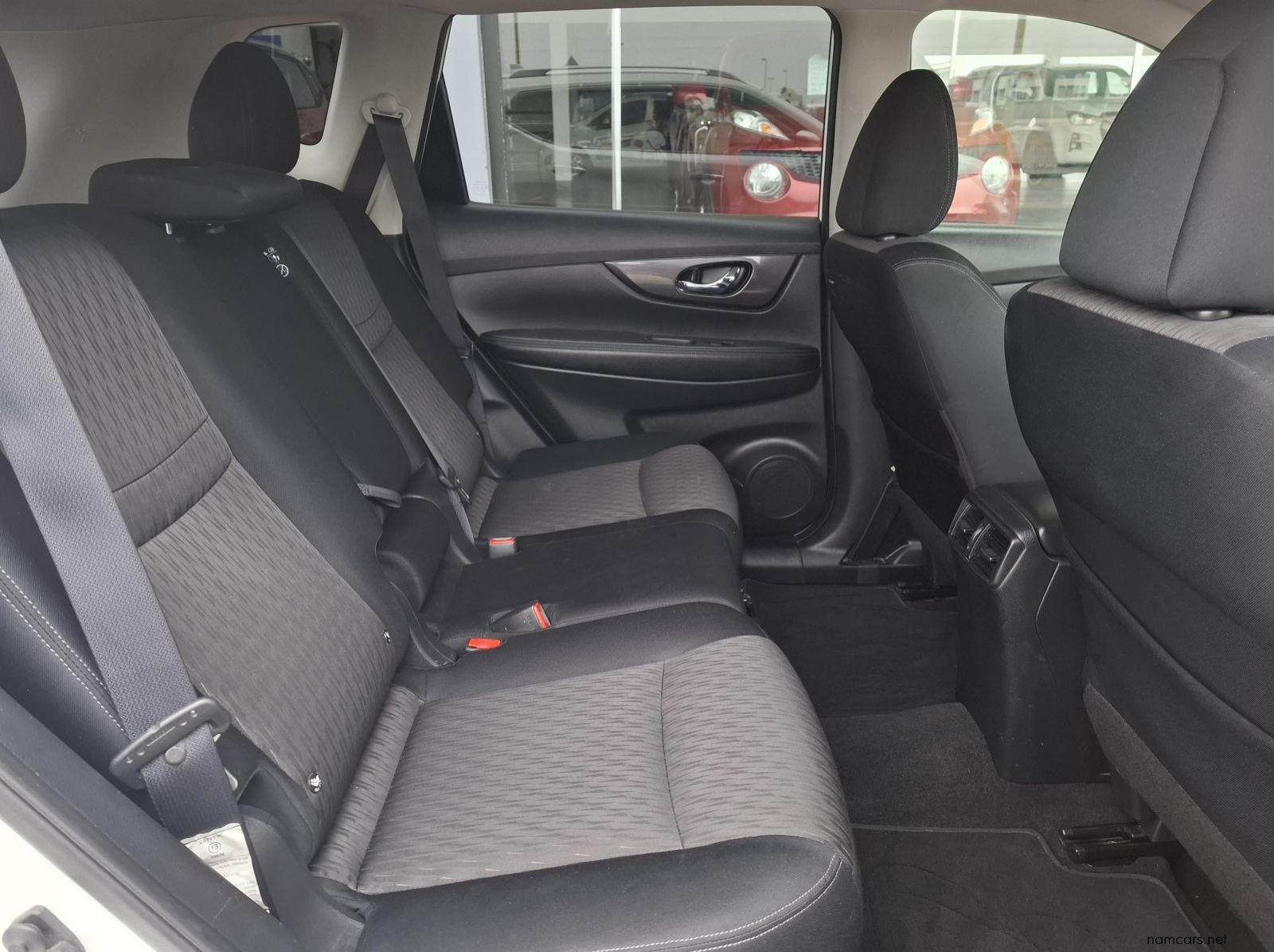 2020 Nissan X-trail 2.5 Acenta 4x4 Cvt pictures