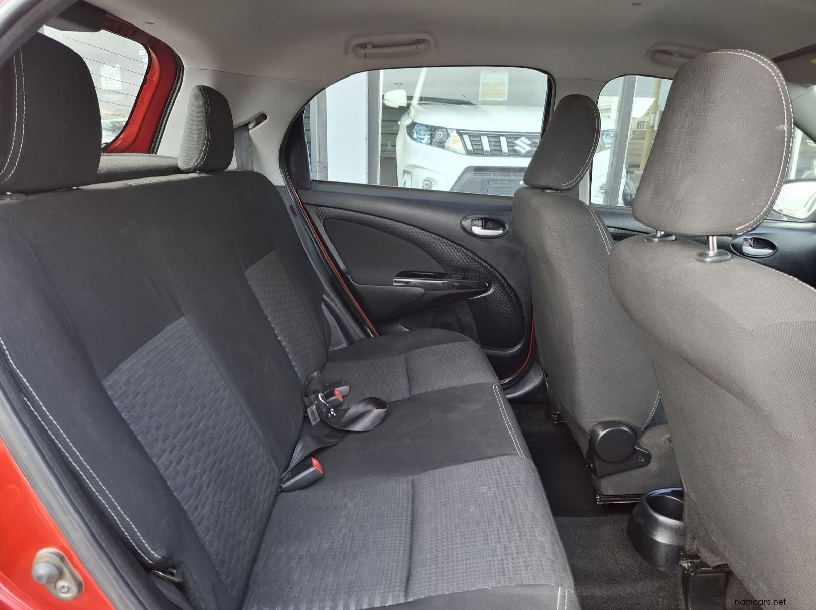 2016 Toyota Etios Cross 1.5 XS 5DR pictures