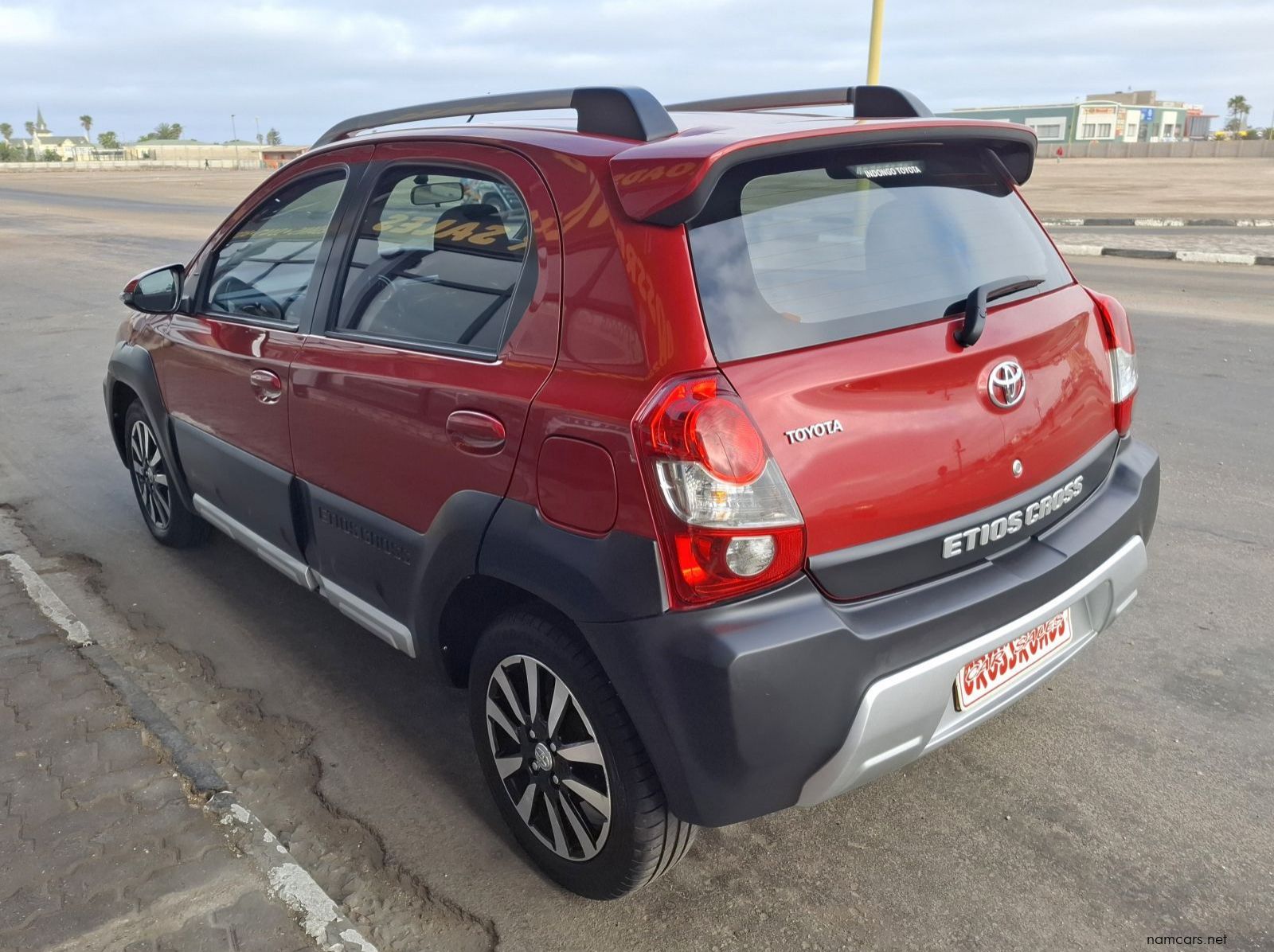 2016 Toyota Etios Cross 1.5 XS 5DR pictures