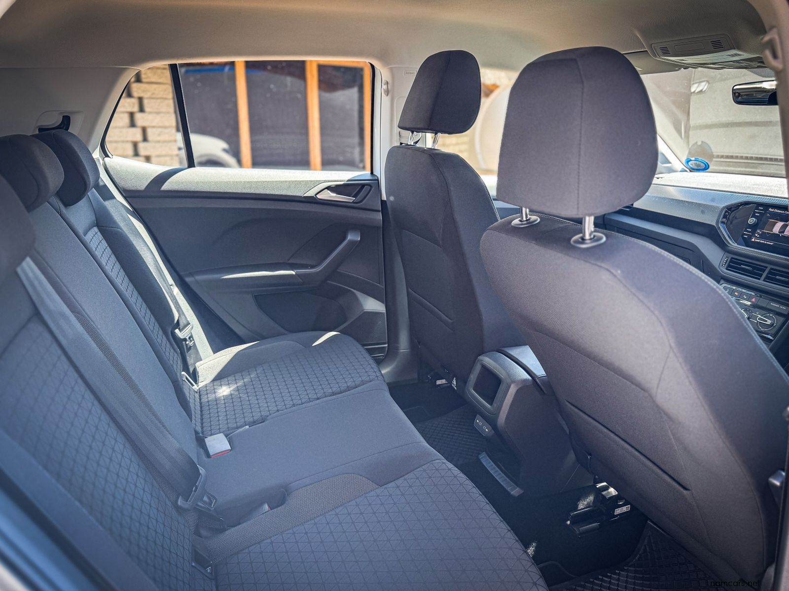 2023 Volkswagen T-Cross 1.0 TSI C/Line photo