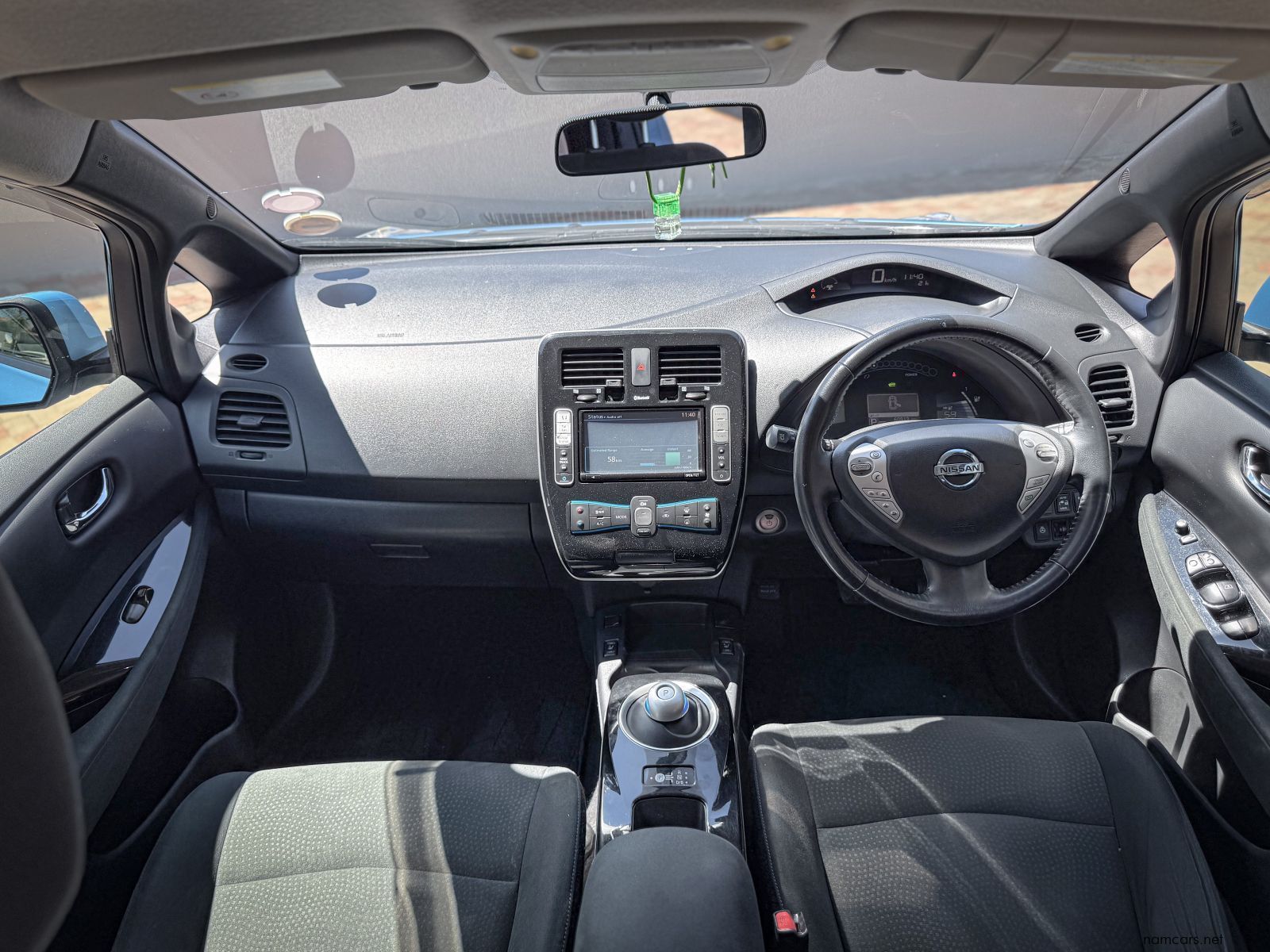 2014 Nissan Leaf photo