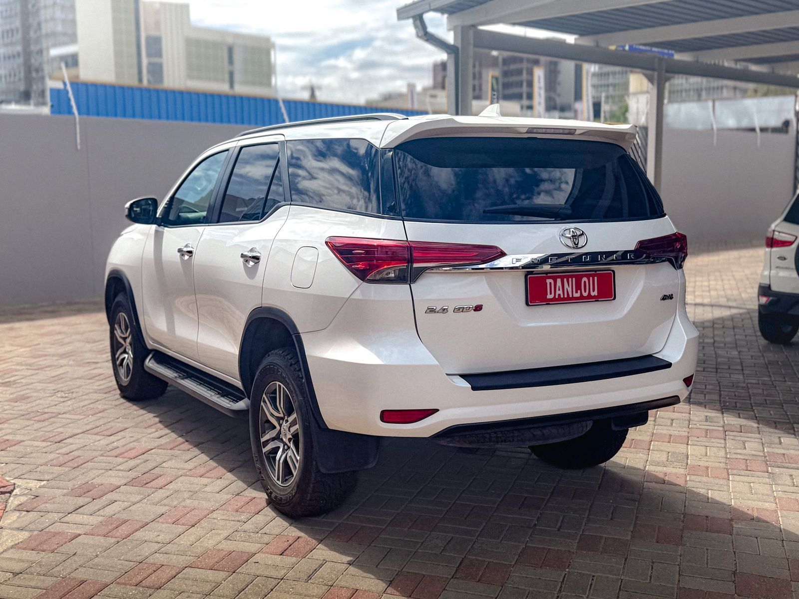 2020 Toyota Fortuner 2.4 GD-6 4X4 A/T photo