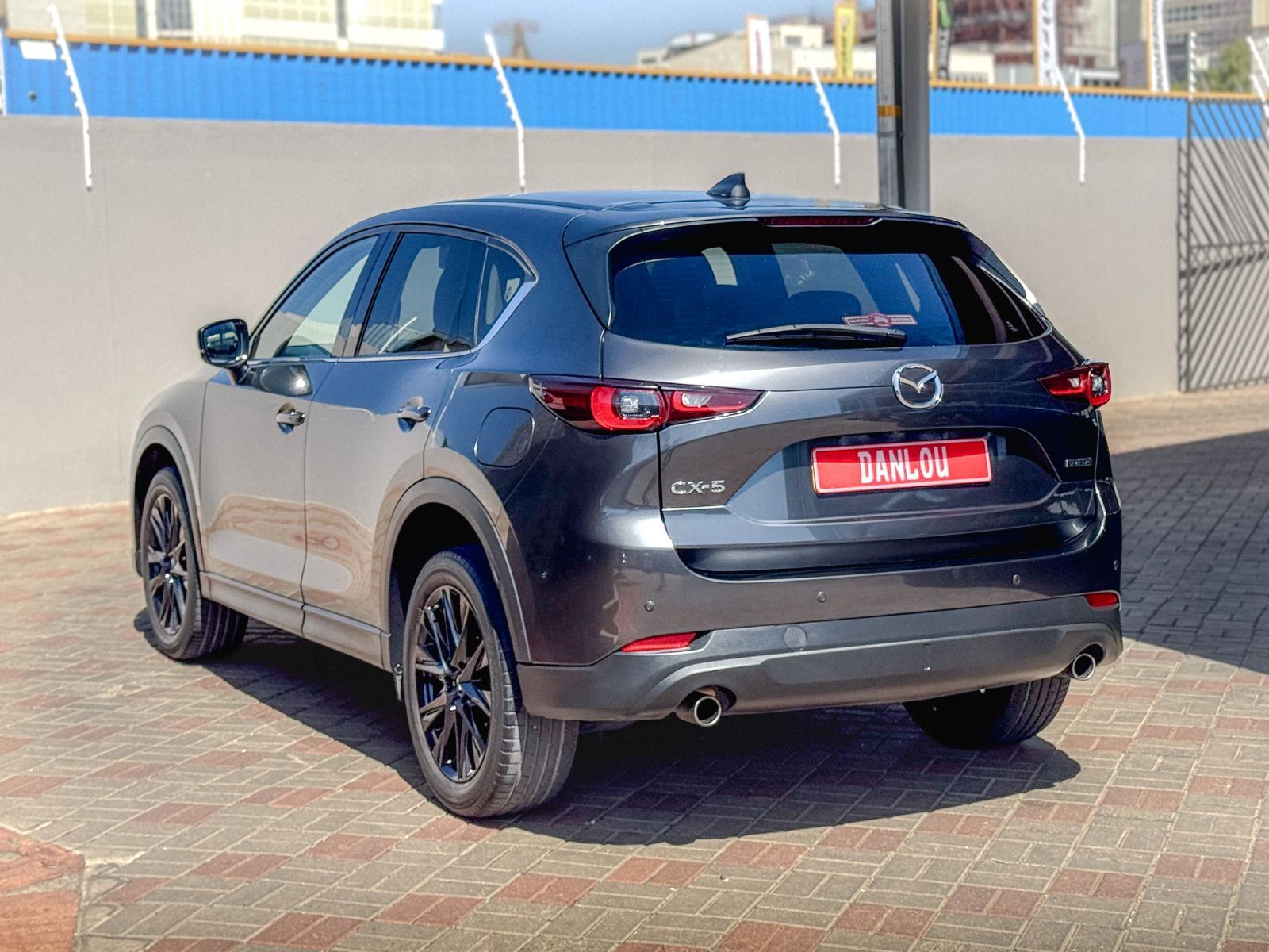 2022 Mazda CX-5 2.0 photo