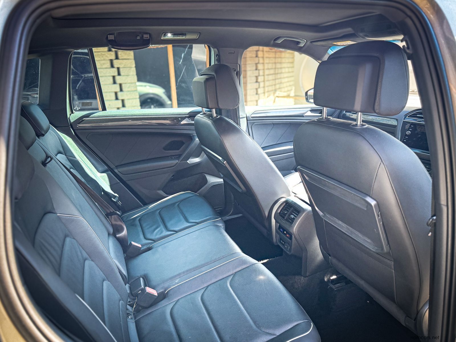 2019 Volkswagen Tiguan 2.0 TSi H/Line DSG 4-Motion photo