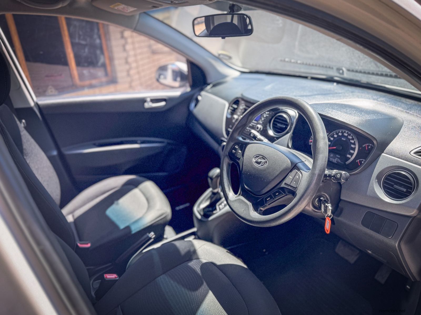 2016 Hyundai Grand i10 1.2 Fluid A/T pictures