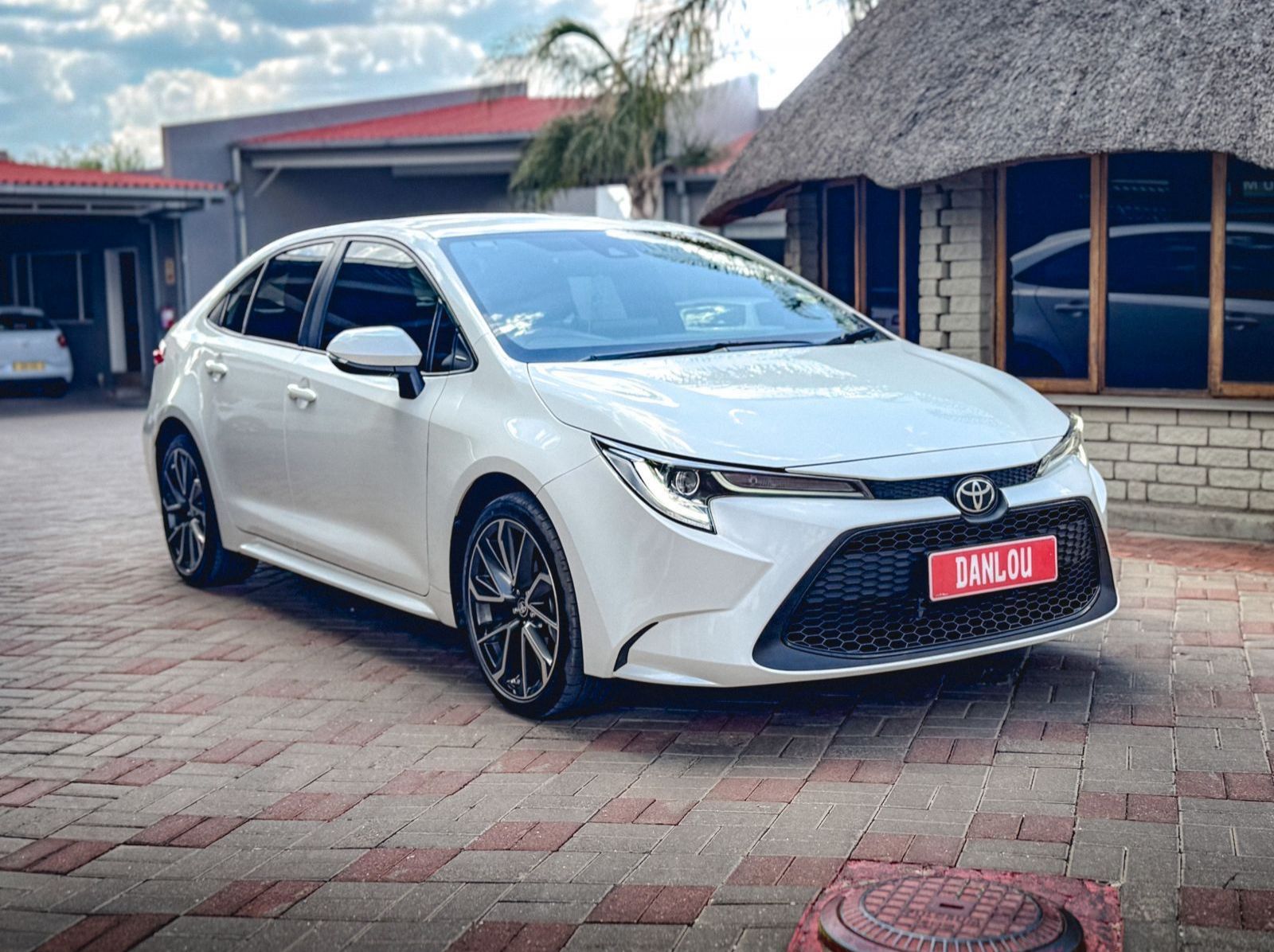 Used Toyota Corolla 2.0 XR CVT  for sale in Windhoek, Namibia