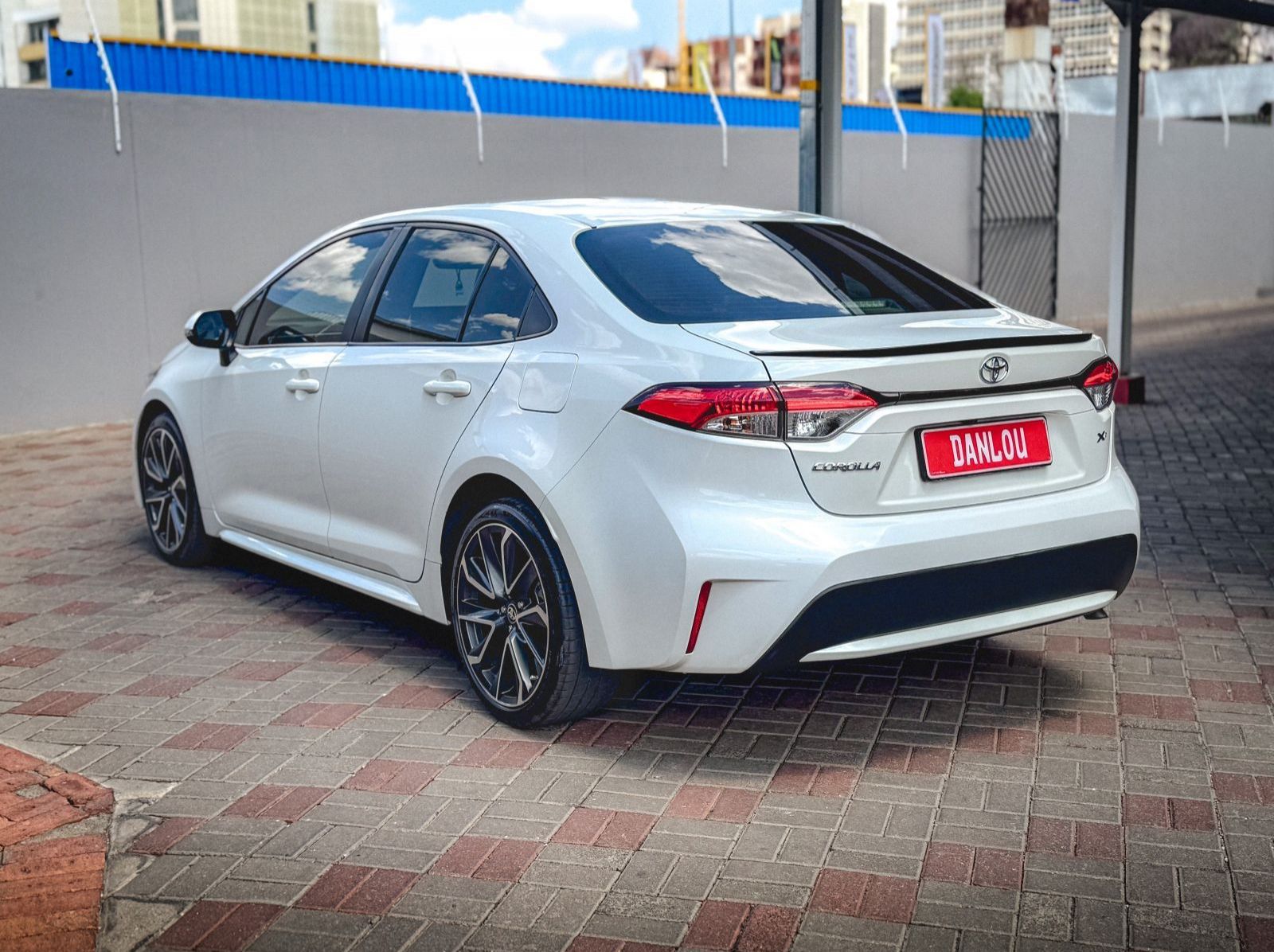 2020 Toyota Corolla 2.0 XR CVT pictures