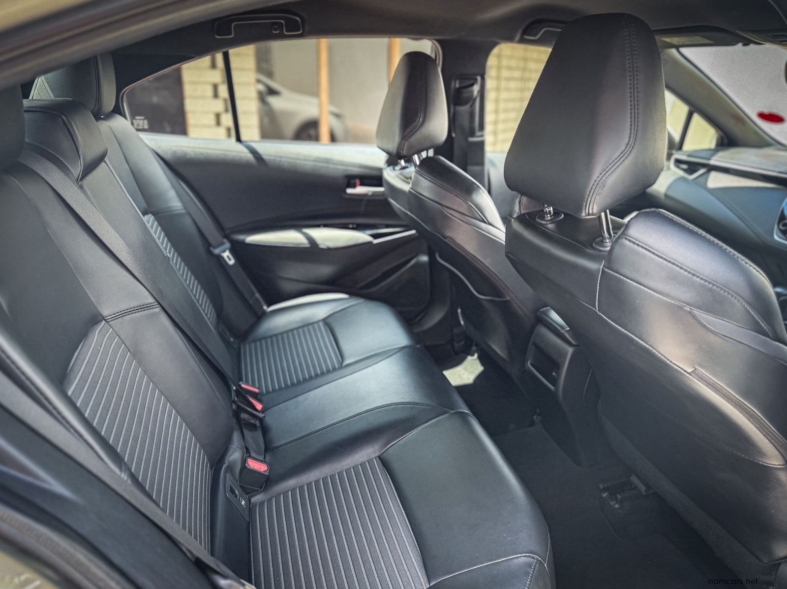 2020 Toyota Corolla 2.0 XR CVT pictures