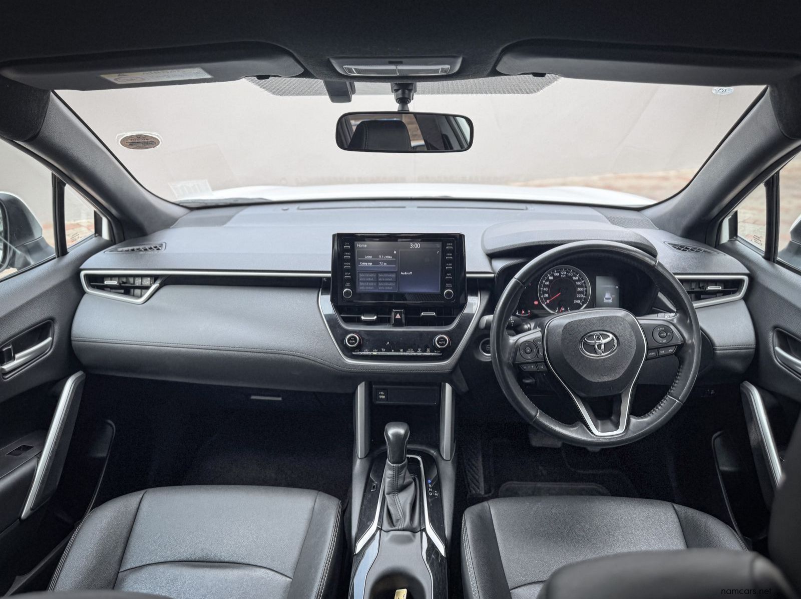 2024 Toyota Corolla Cross 1.8 XS pictures