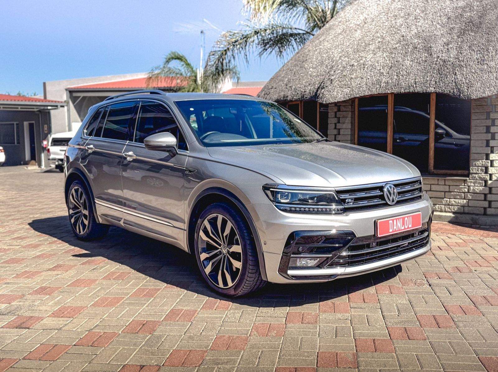 Used Volkswagen Tiguan 2.0 TSi H/Line DSG 4-Motion  for sale in Windhoek, Namibia