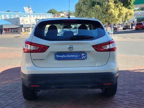2017 Nissan Qashqai 1.2T Acenta photo