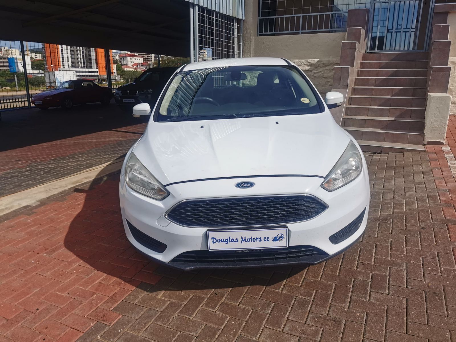 2015 Ford Focus 1.0 EcoBoost Ambiente 5DR photo