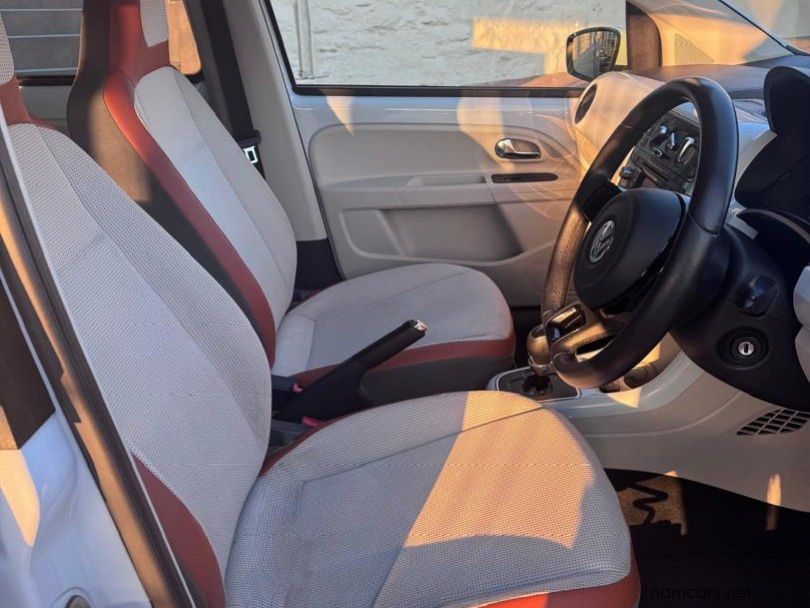 2013 Volkswagen UP 1.2 photo