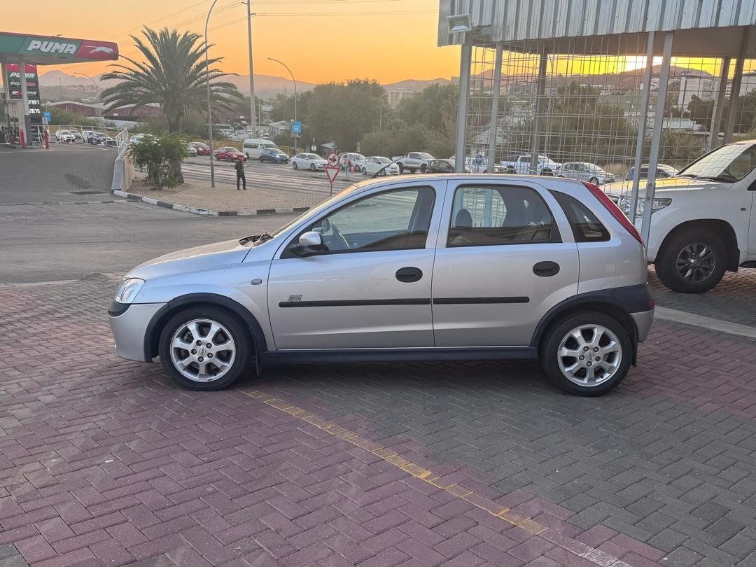 2005 Opel Corsa 1.7 CDTi Sport photo