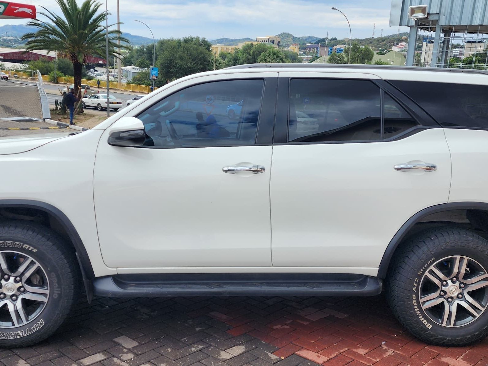 2018 Toyota Fortuner 2.4 GD-6 4x4 A/T photo