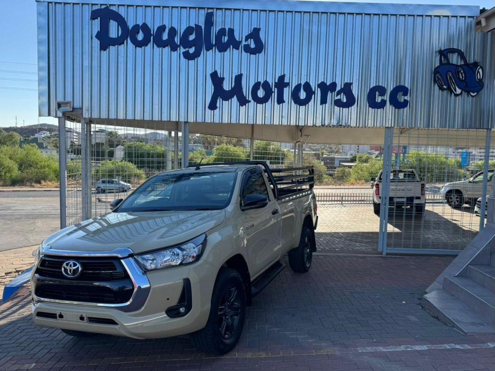 2023 Toyota Hilux 2.4 GD-6 RB Raider P/U S/C photo