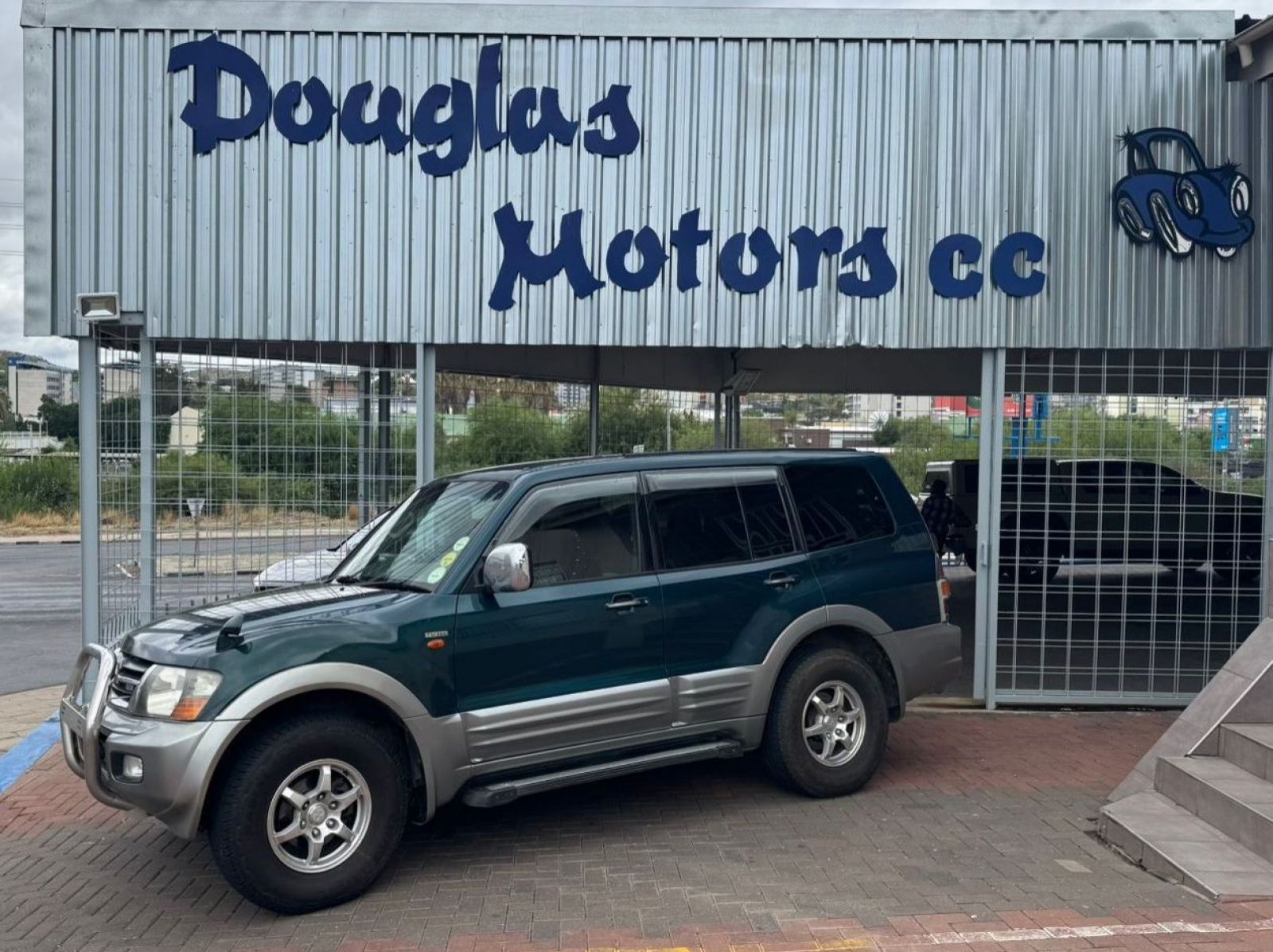 Used Mitsubishi Pajero 3.5L V6 GDi Exceed  for sale in Windhoek, Namibia