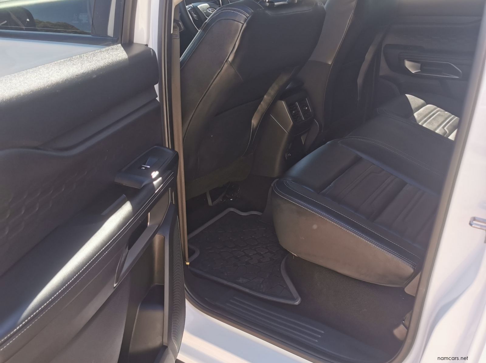 2023 Ford Ranger 2.0L Turbo D/Cab XLT 4x4 pictures